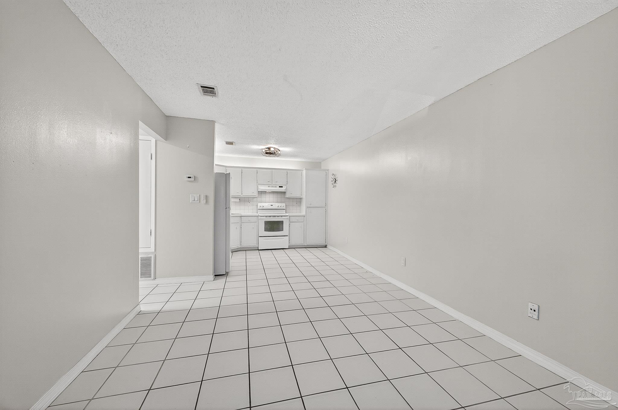 3208 Redwood Ln # 114 Unit: G-114