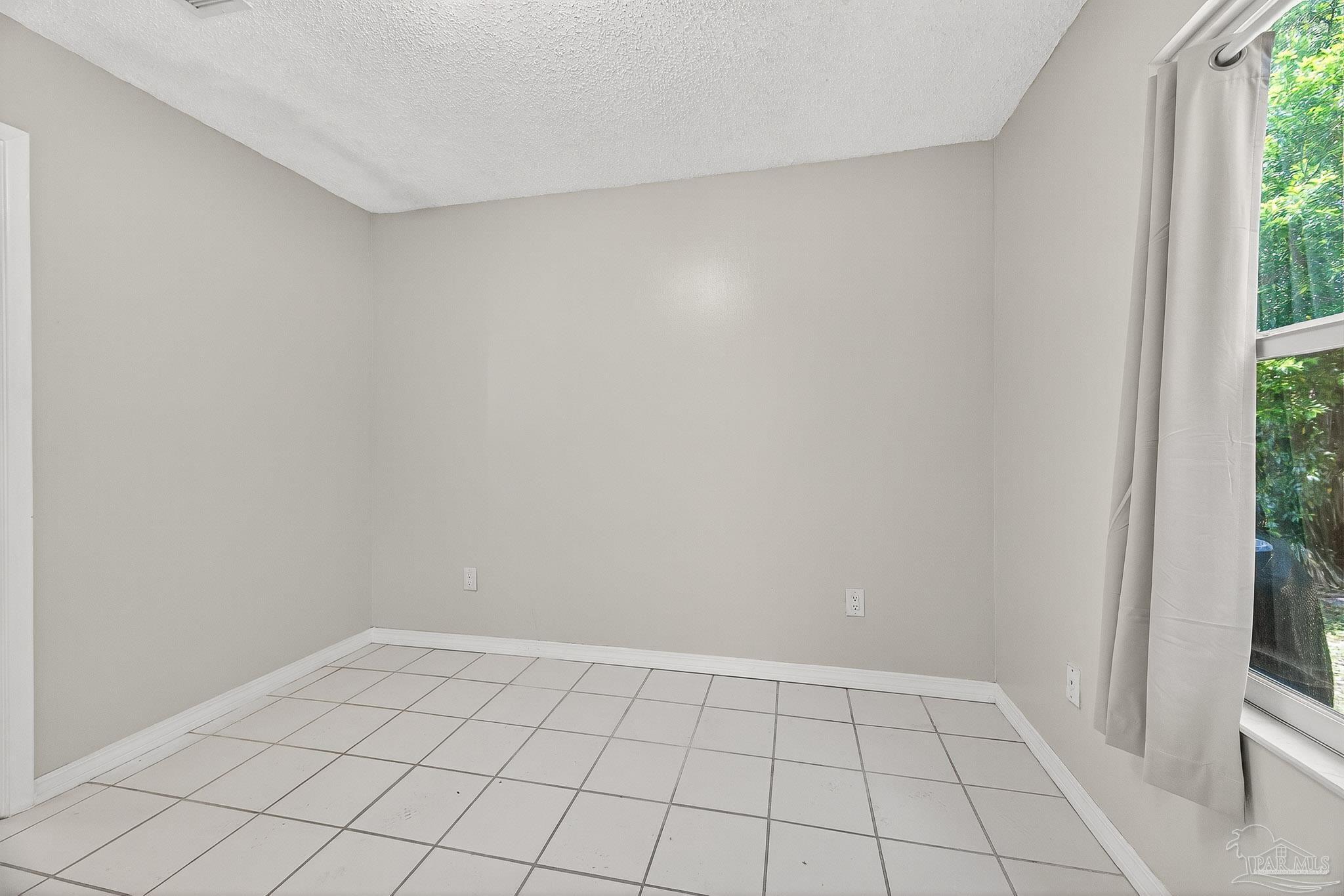 3208 Redwood Ln # 114 Unit: G-114