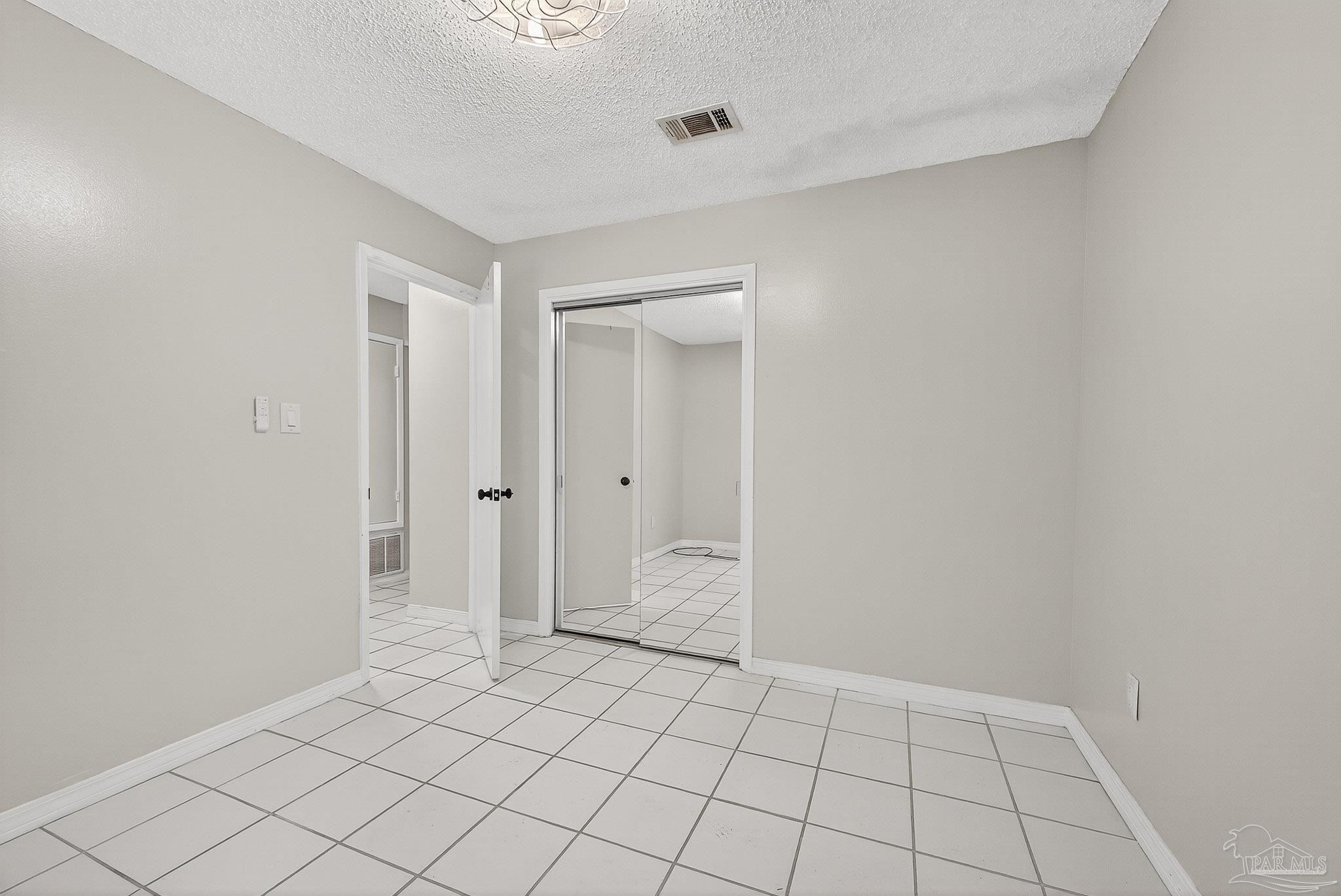 3208 Redwood Ln # 114 Unit: G-114