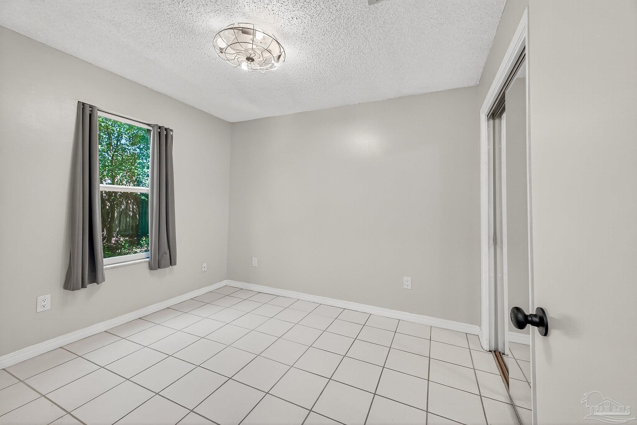 3208 Redwood Ln # 114 Unit: G-114