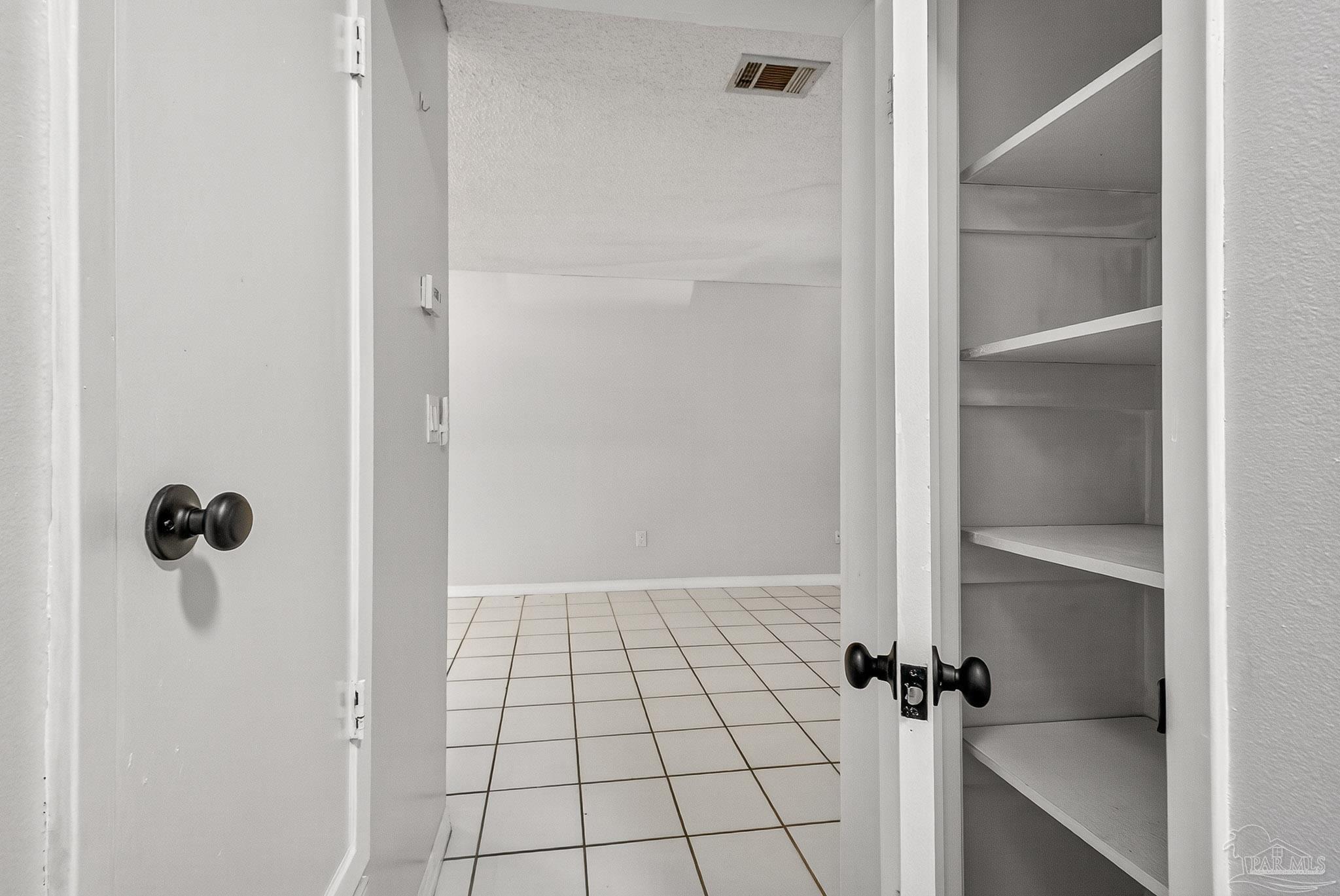 3208 Redwood Ln # 114 Unit: G-114