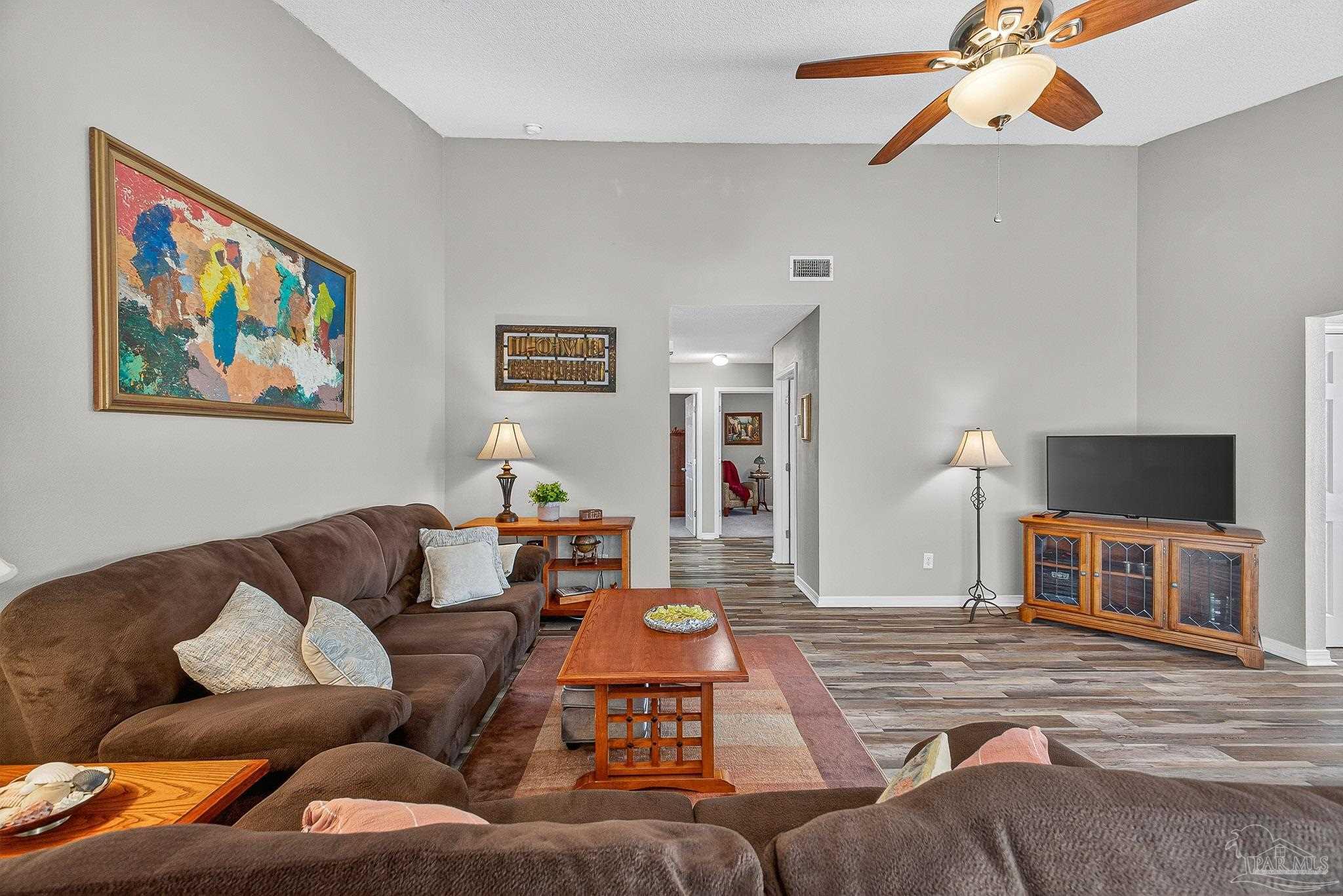 5127 Cocoa Dr