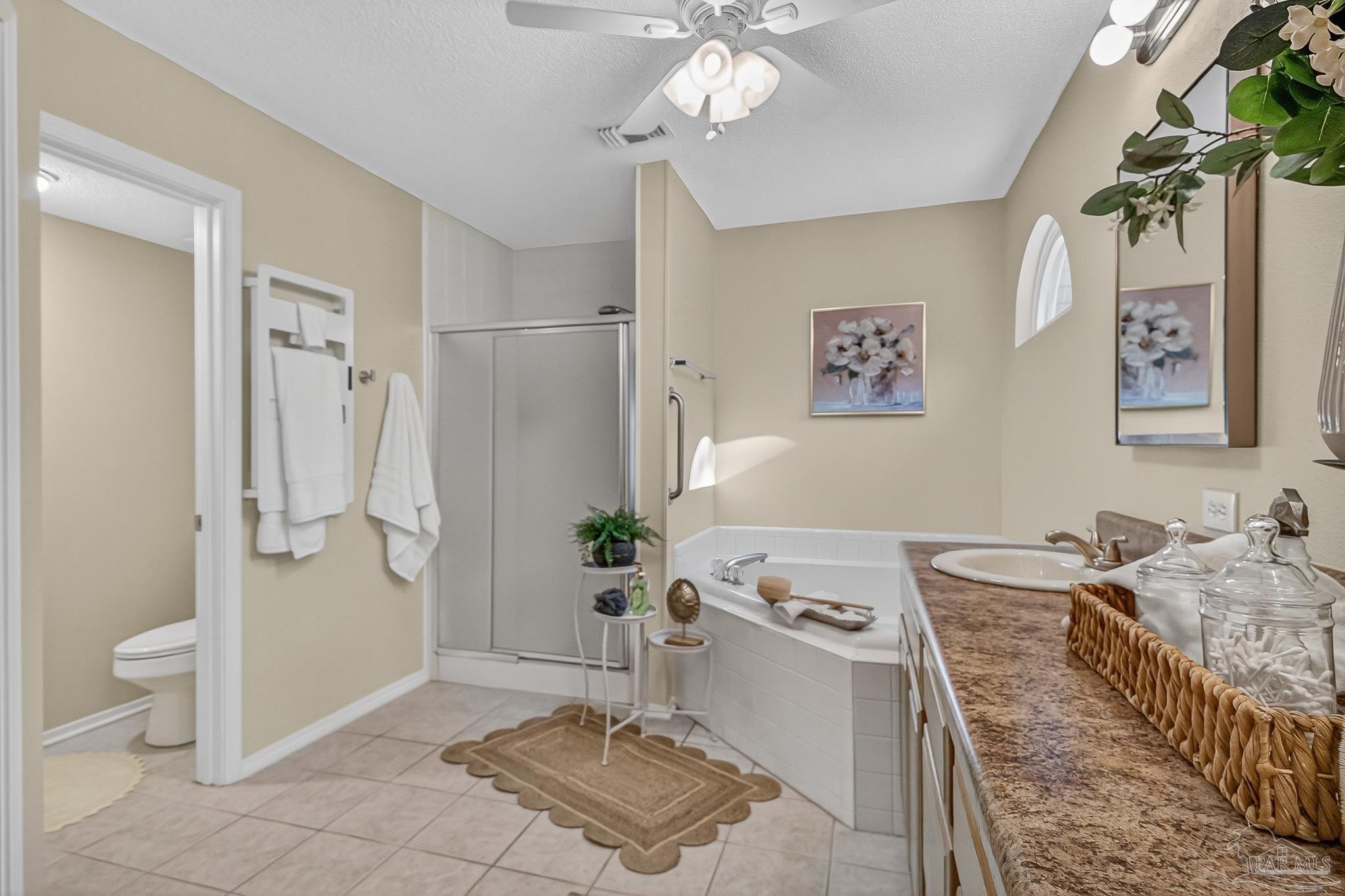 26 Bartlett Cir