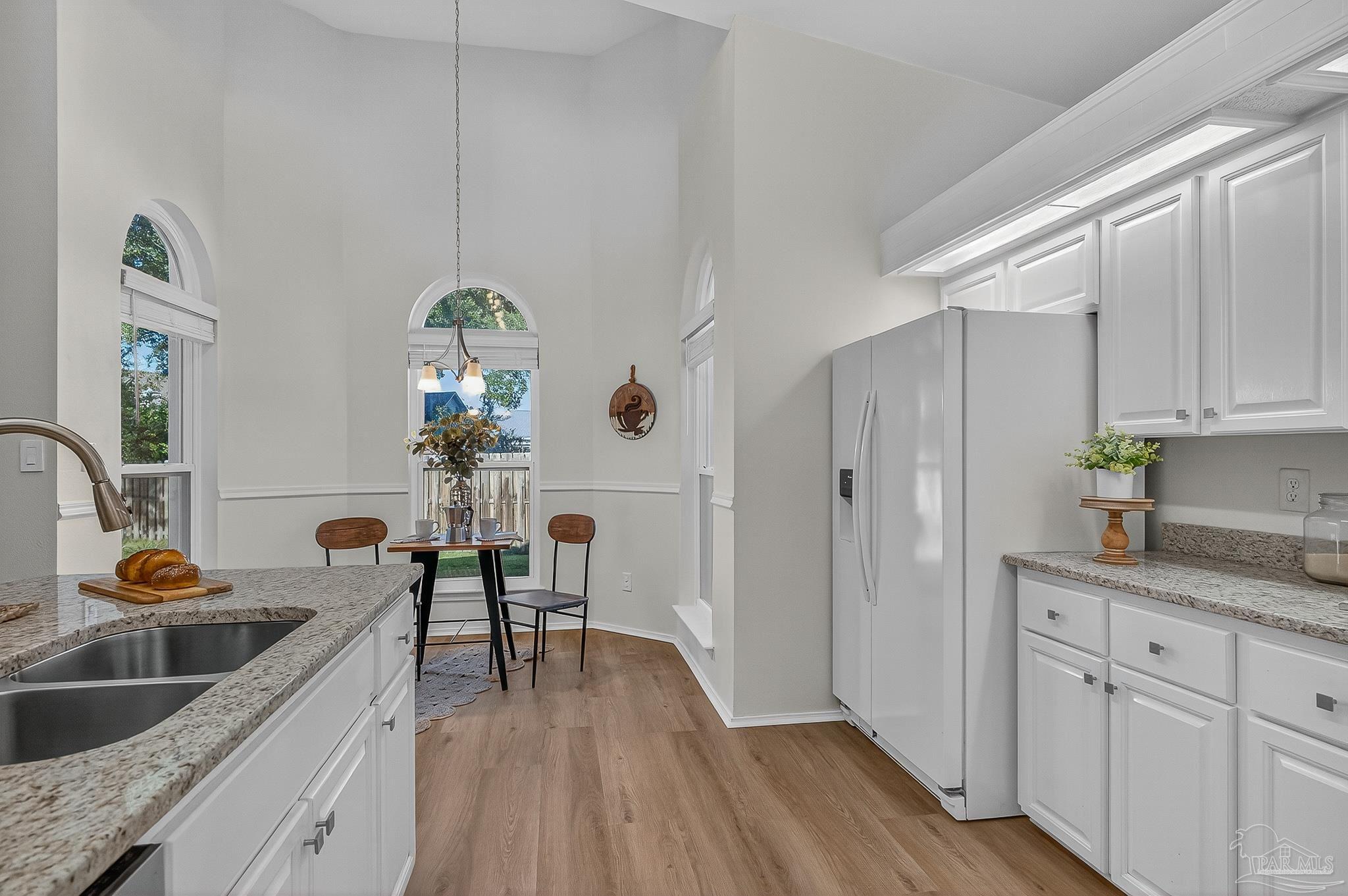 26 Bartlett Cir