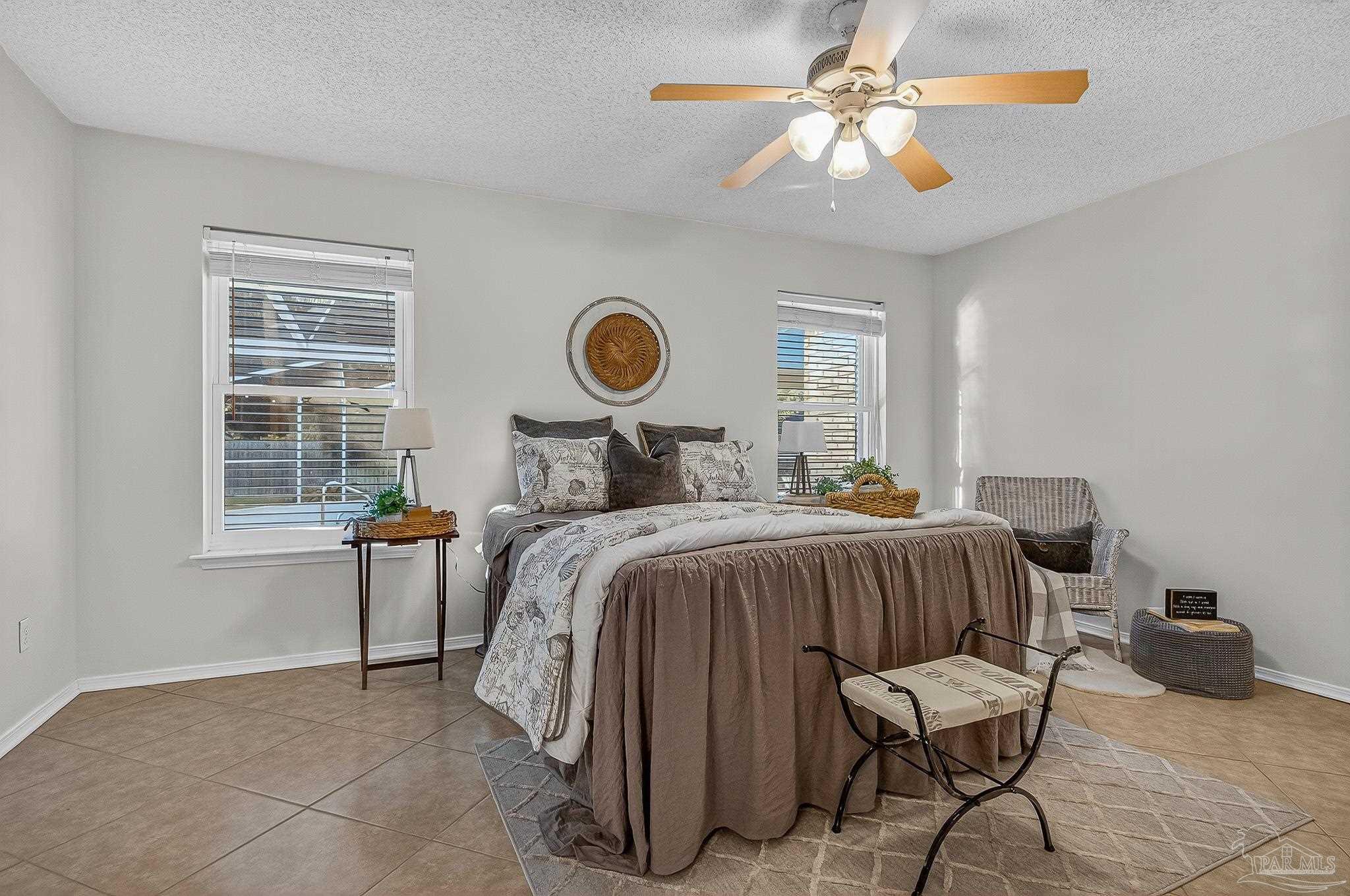 26 Bartlett Cir