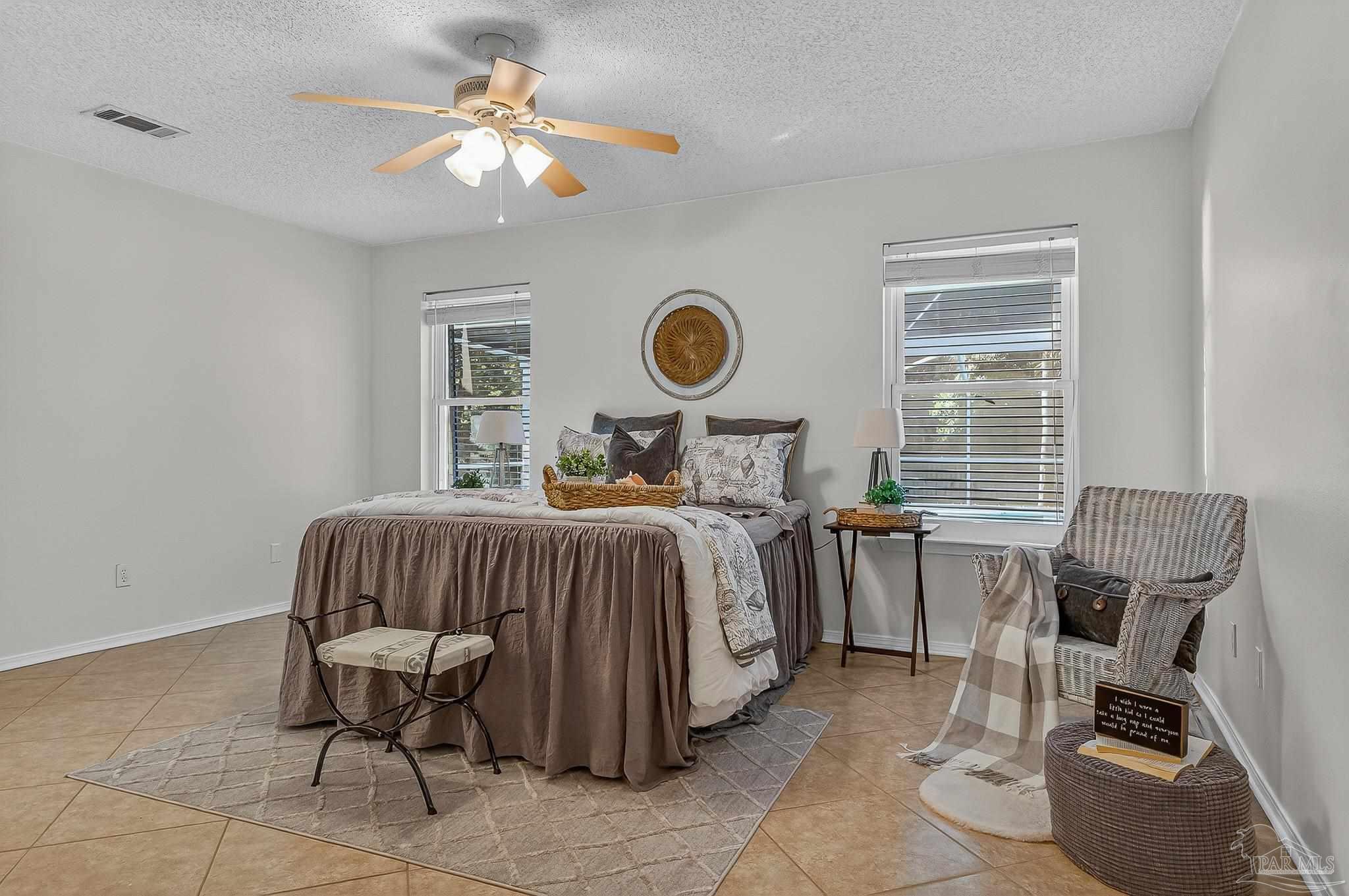 26 Bartlett Cir