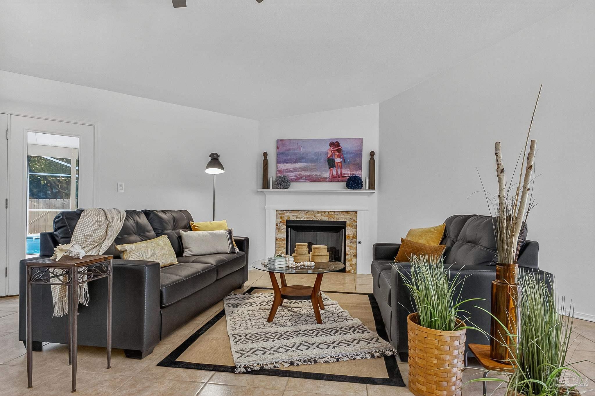 26 Bartlett Cir