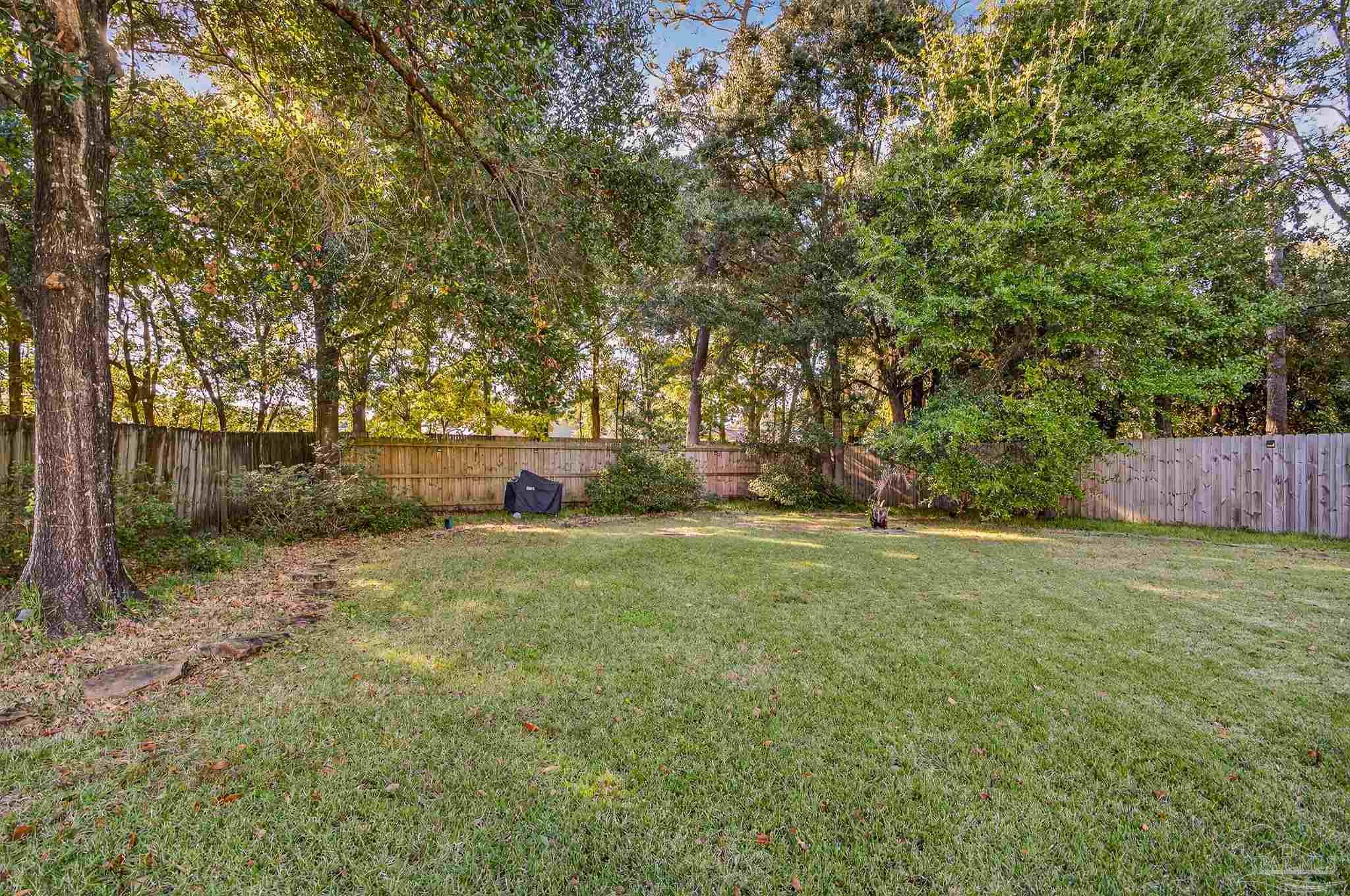 26 Bartlett Cir