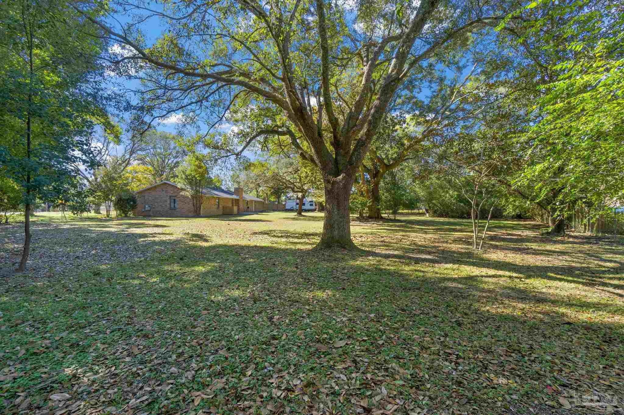 1841 Hollyhill Rd