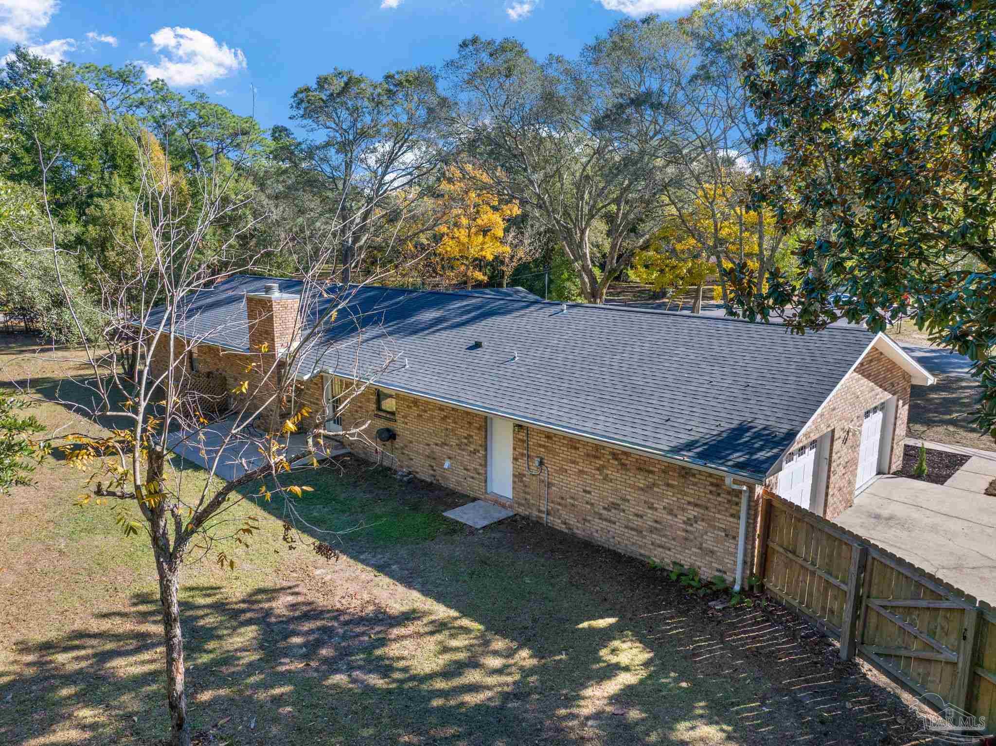 1841 Hollyhill Rd