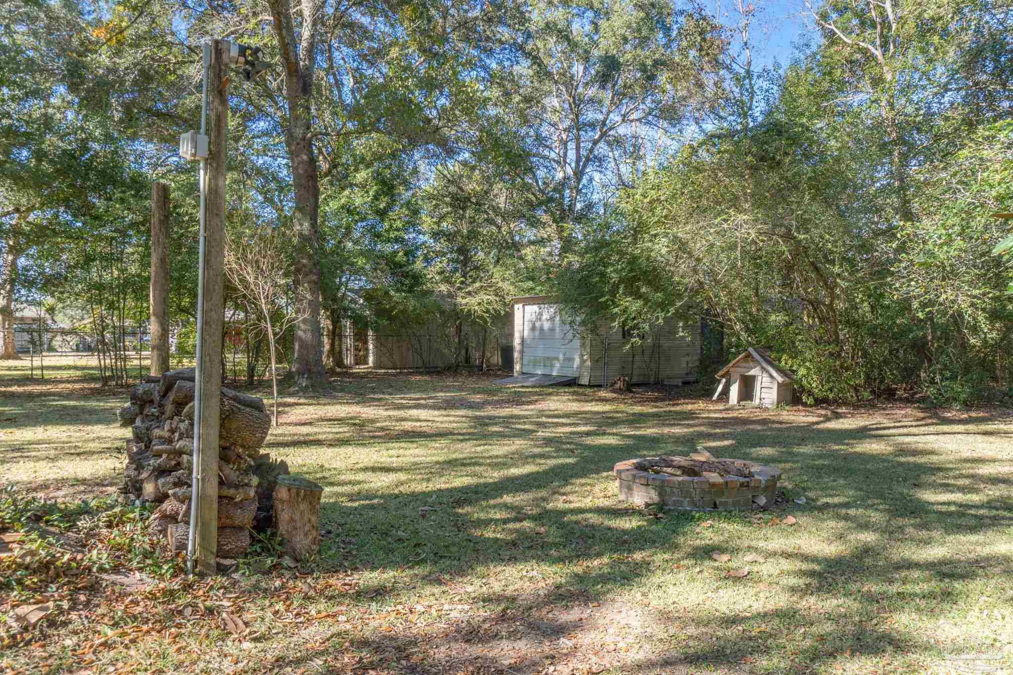 1841 Hollyhill Rd