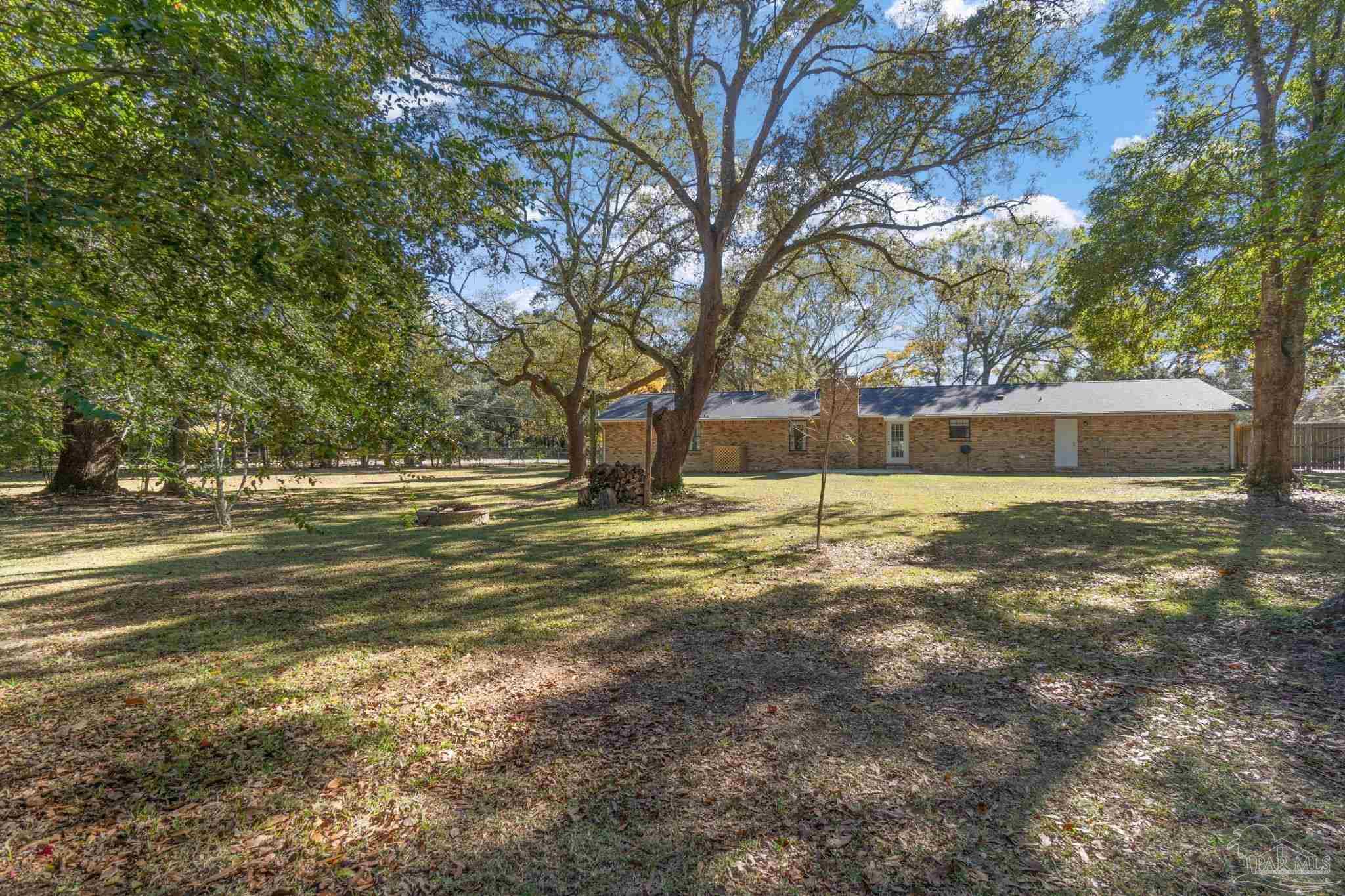 1841 Hollyhill Rd