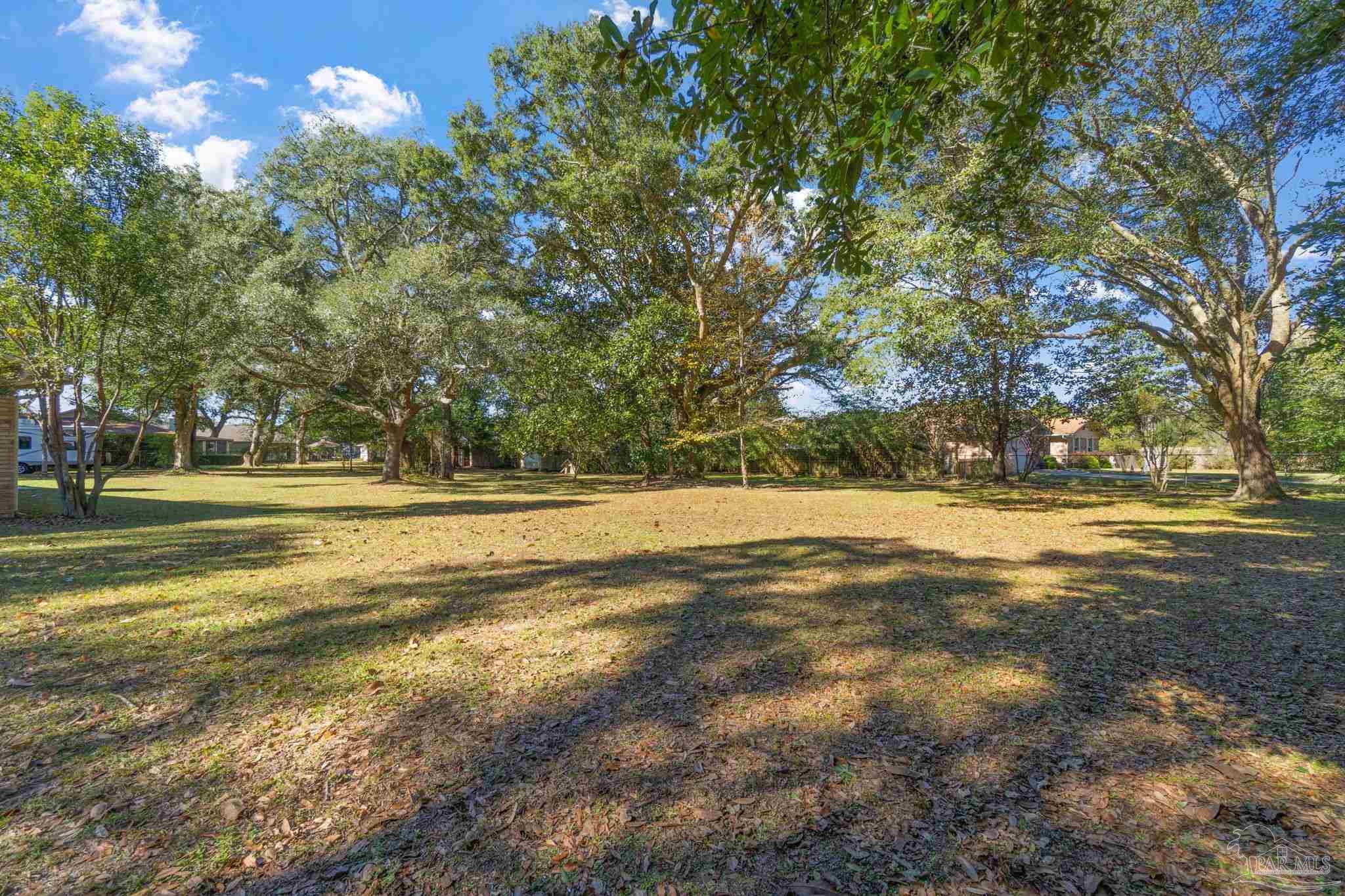 1841 Hollyhill Rd