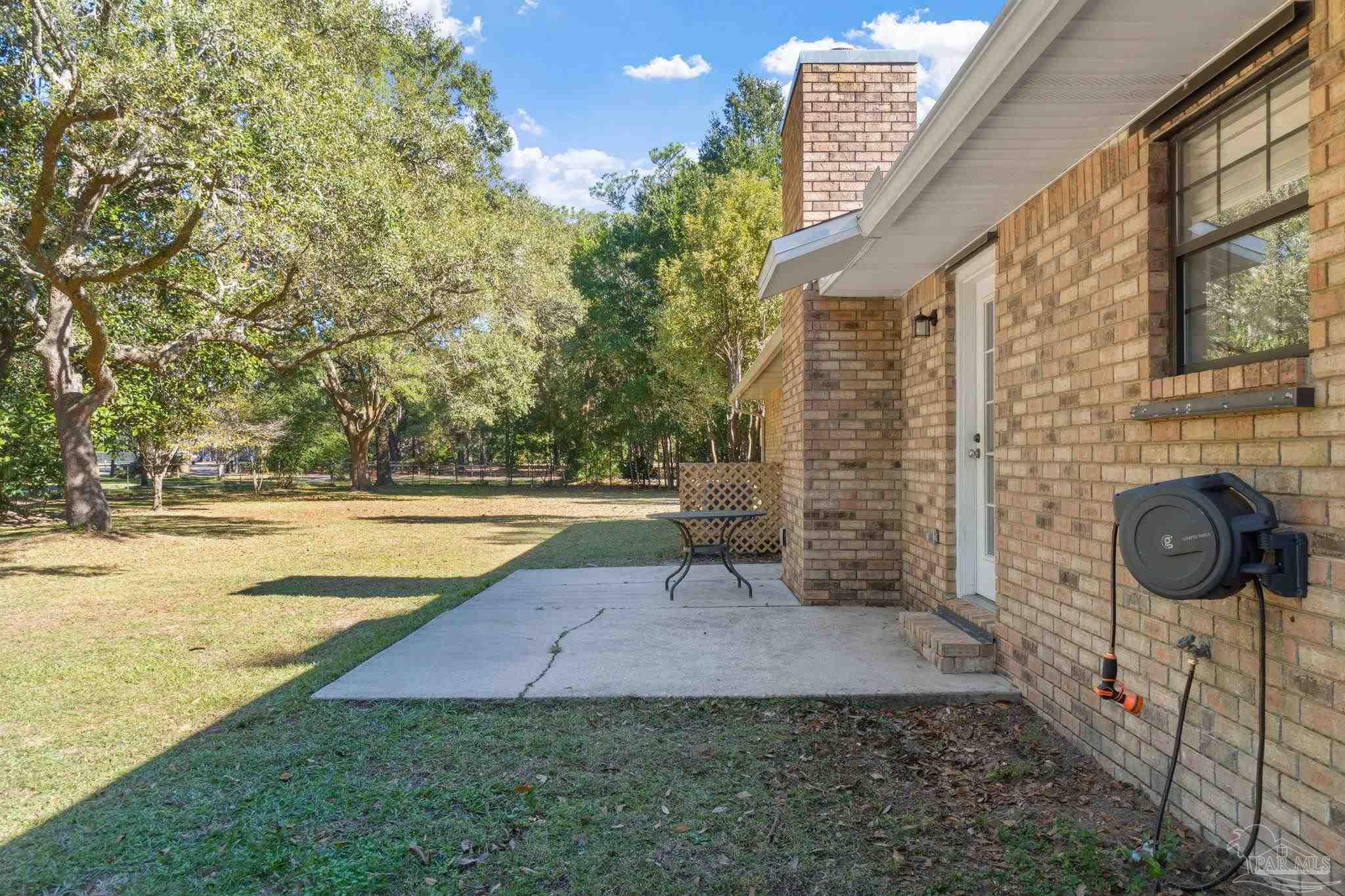 1841 Hollyhill Rd