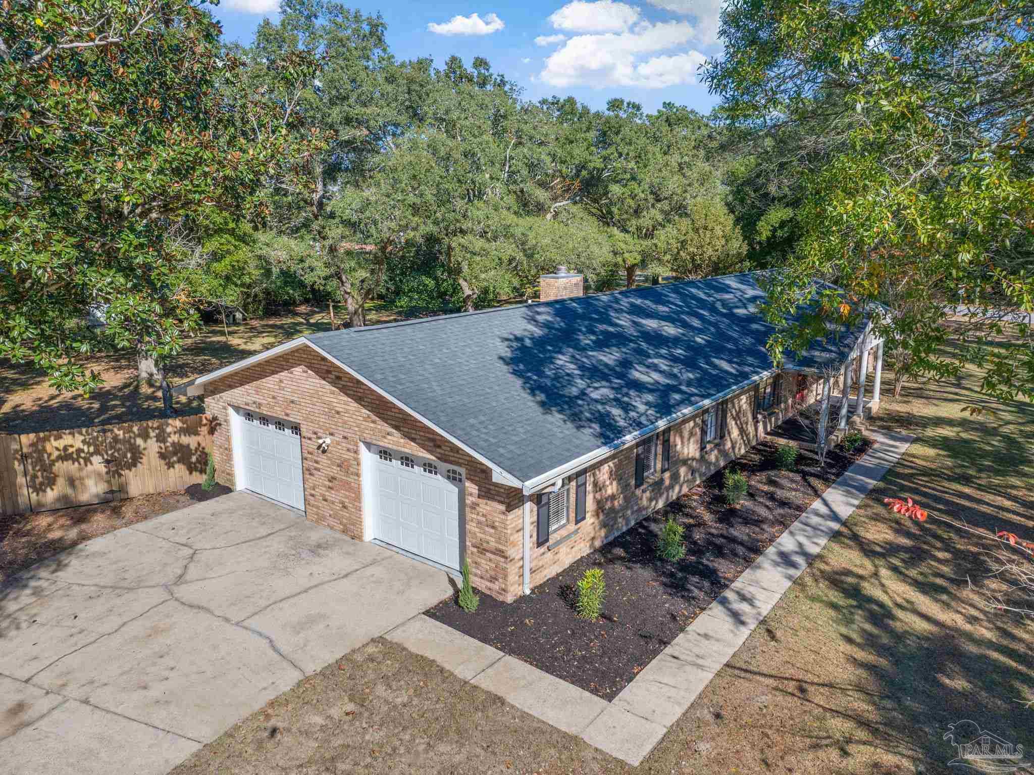 1841 Hollyhill Rd