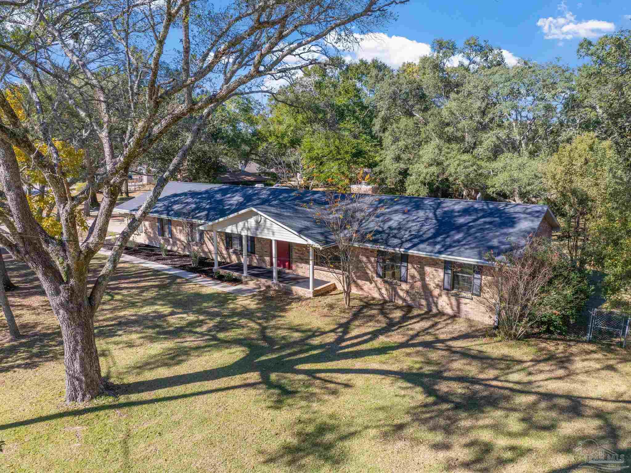 1841 Hollyhill Rd
