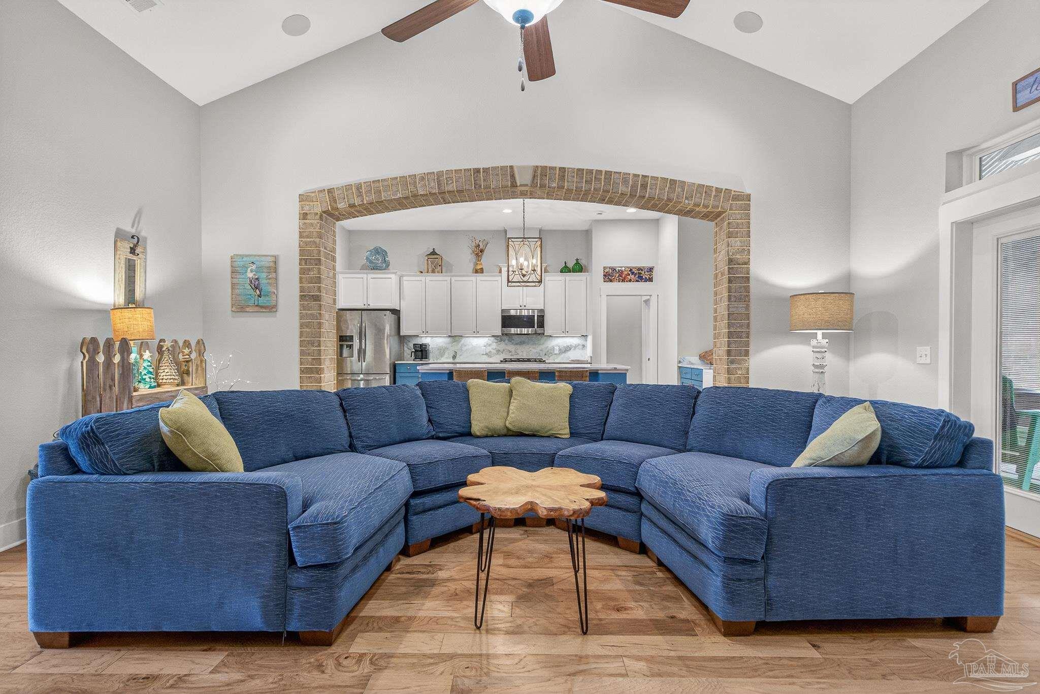 8977 Foxtail Loop