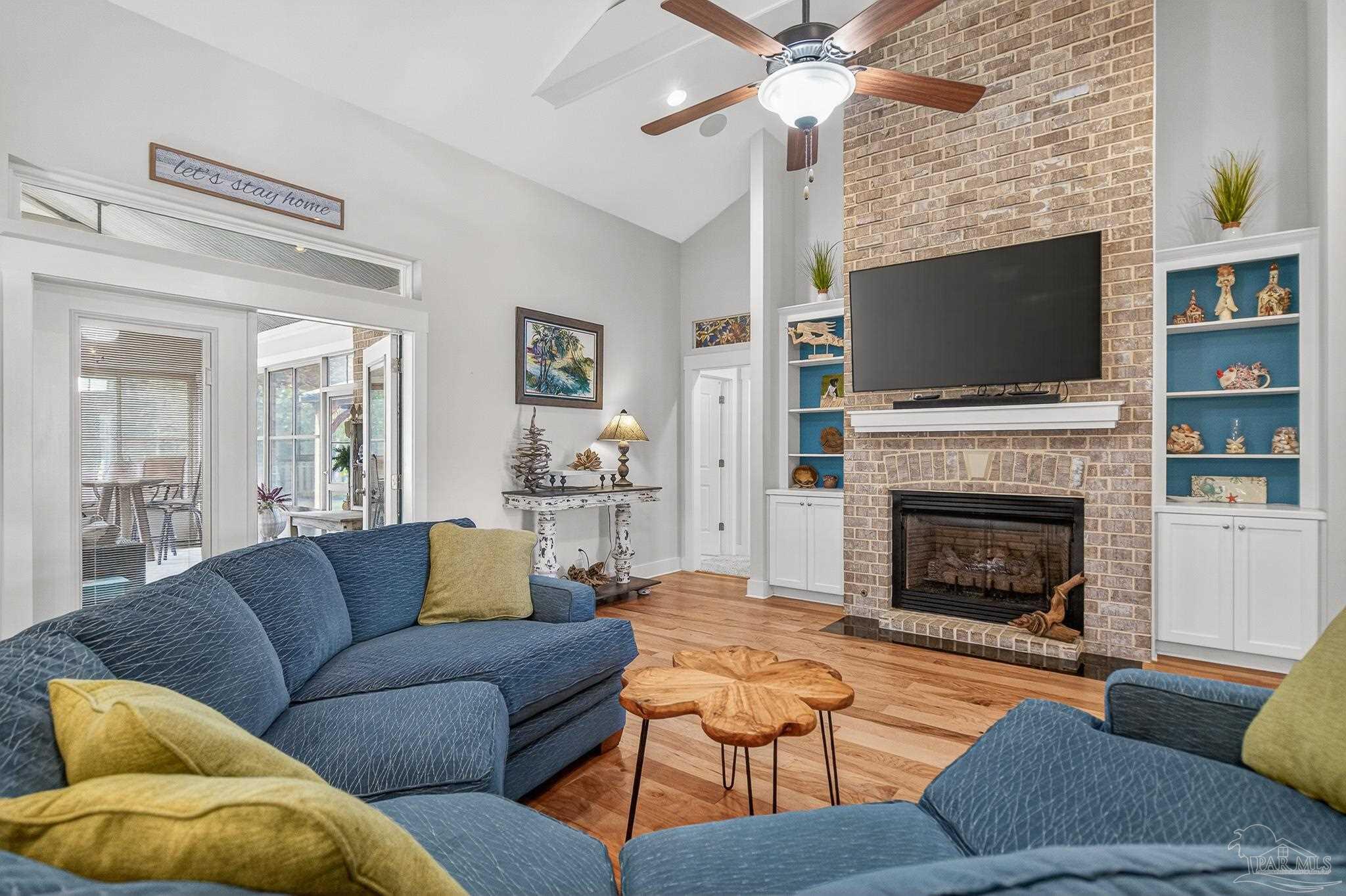 8977 Foxtail Loop