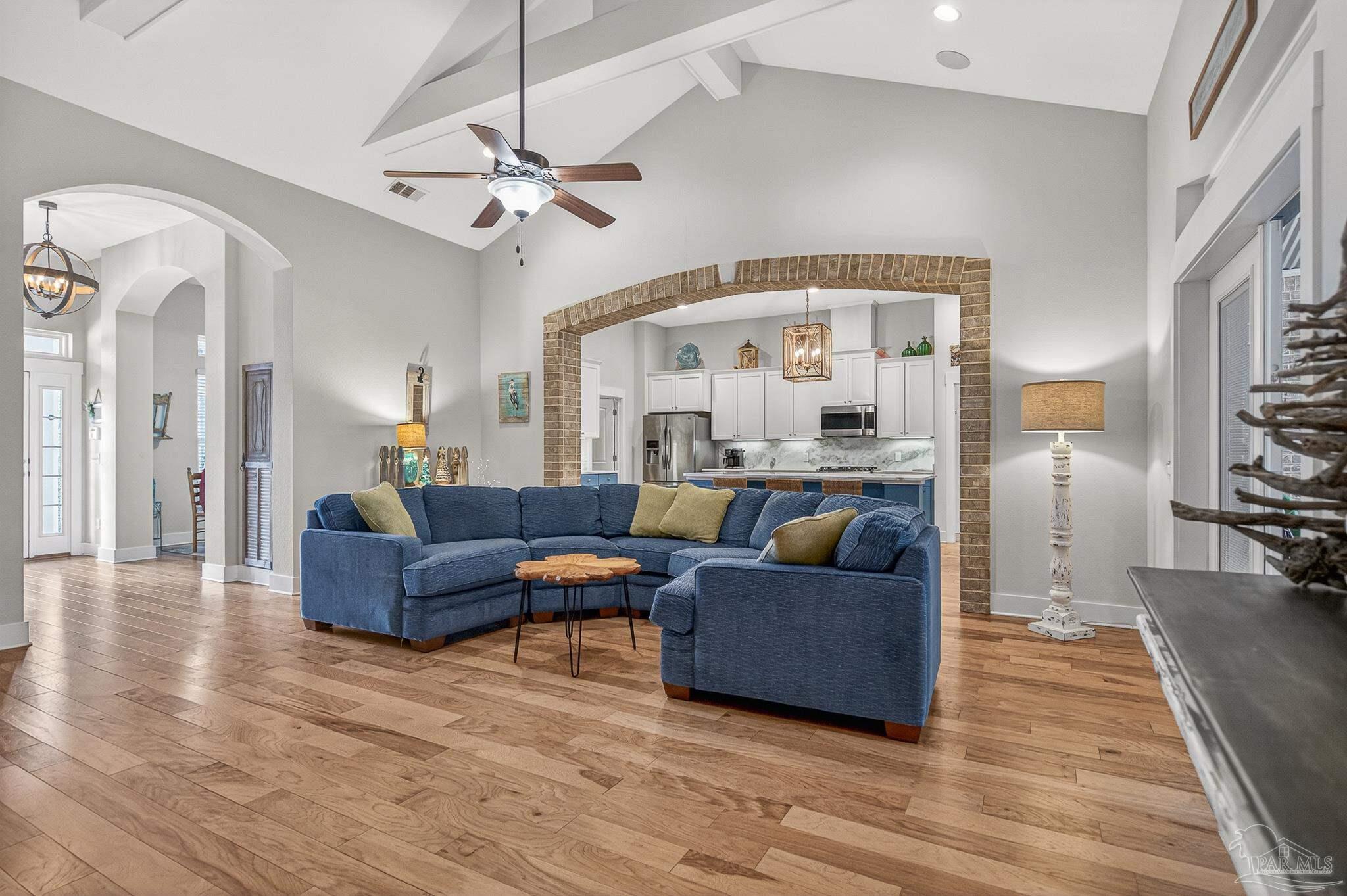 8977 Foxtail Loop