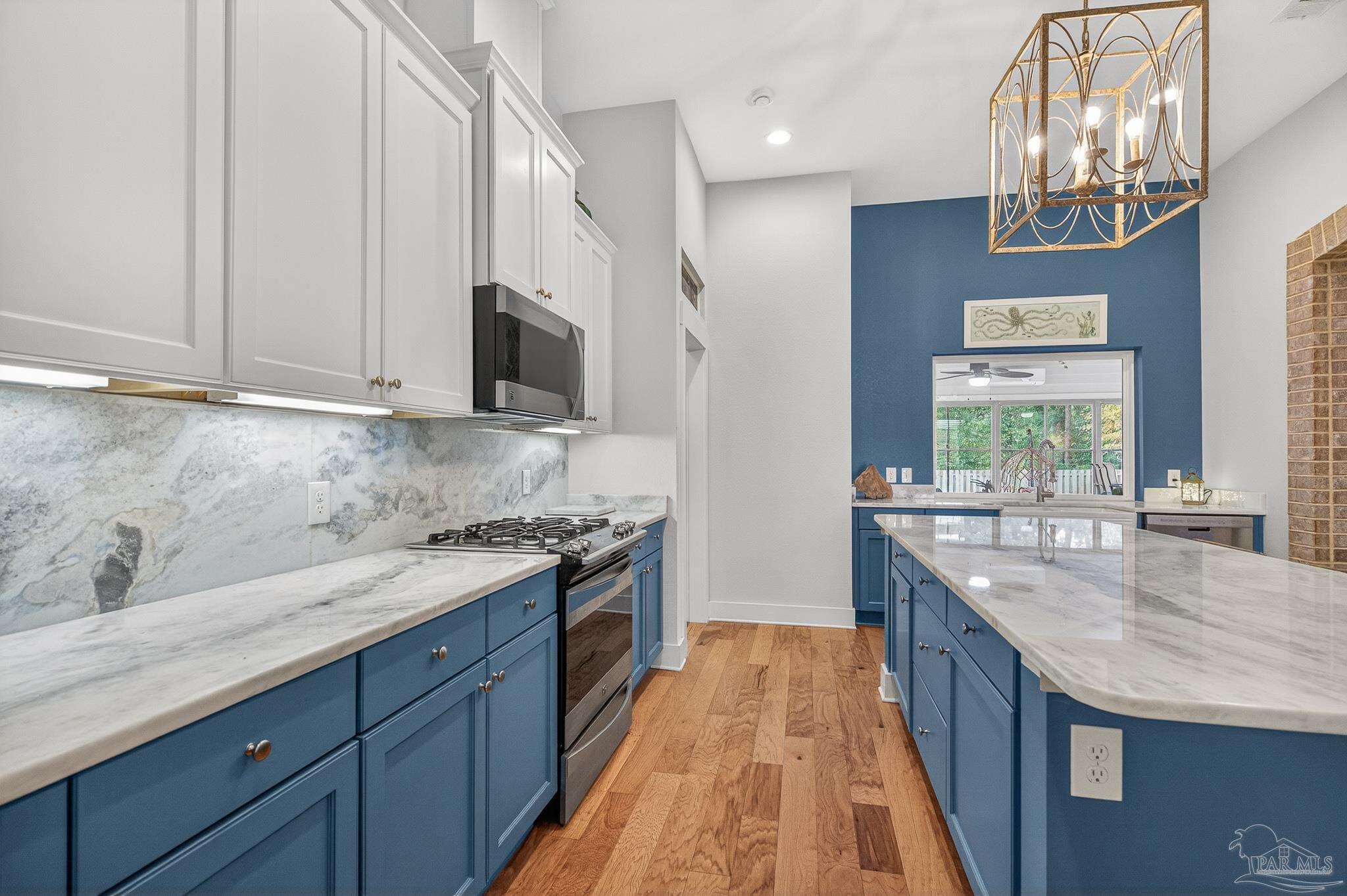8977 Foxtail Loop