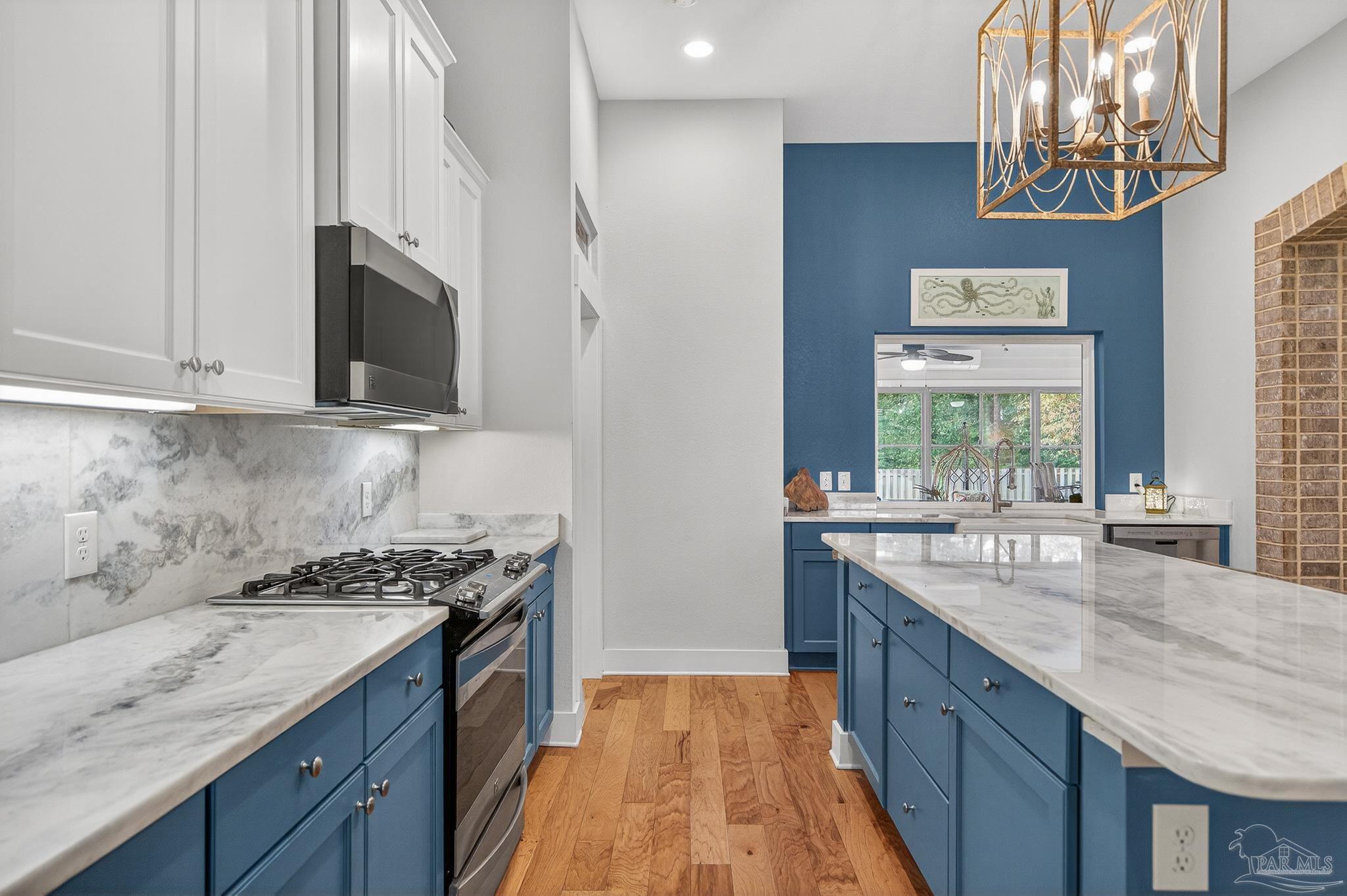 8977 Foxtail Loop