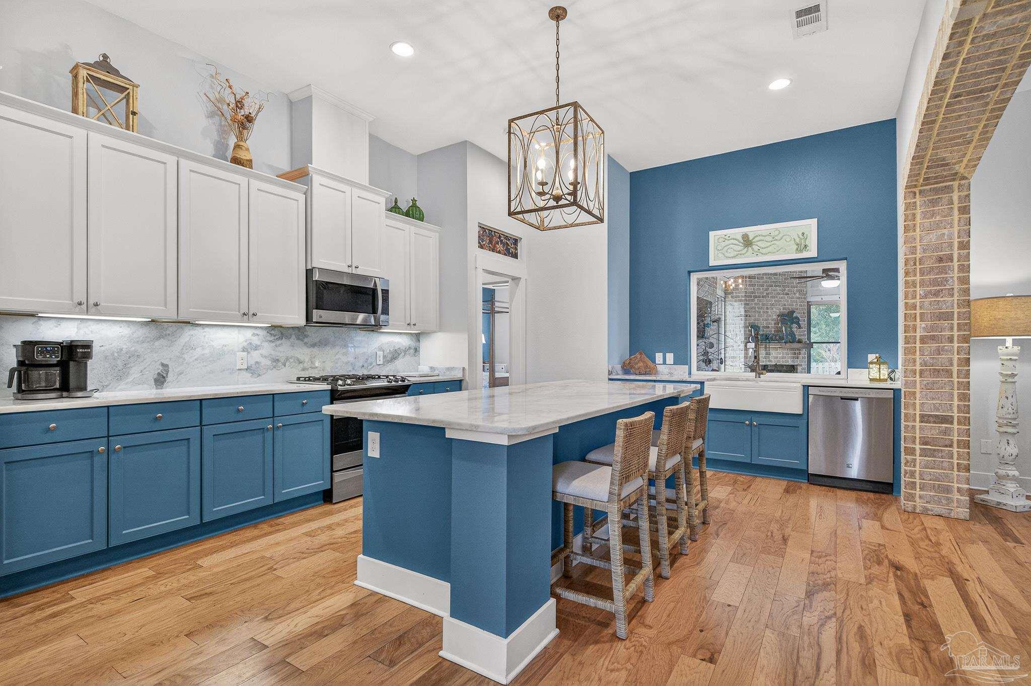 8977 Foxtail Loop