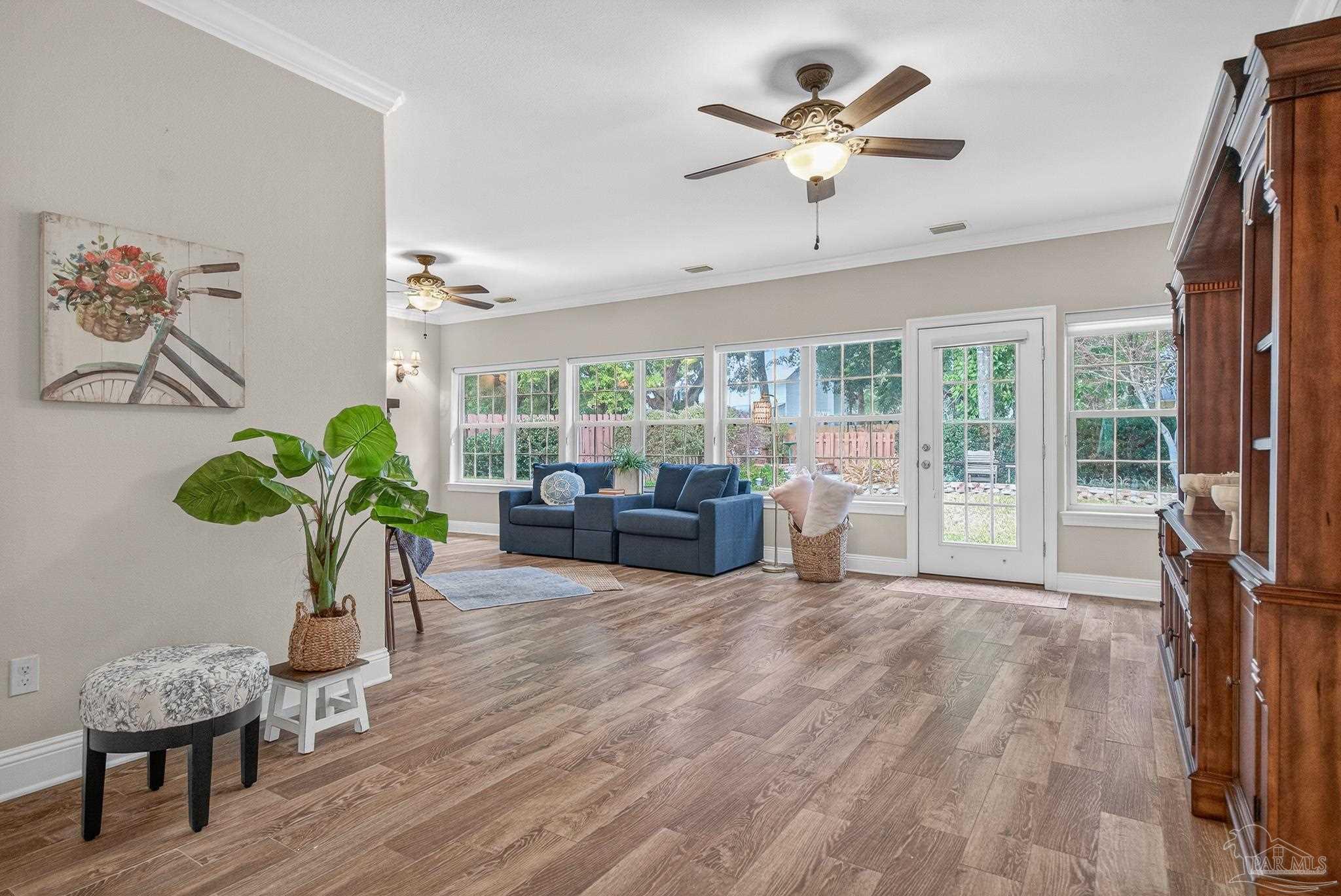 5826 Sword Fern Way