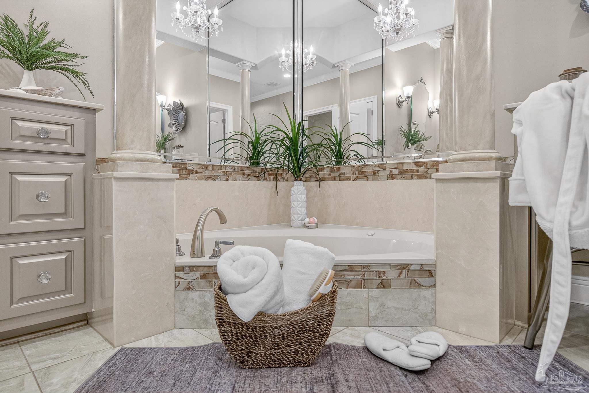 5826 Sword Fern Way