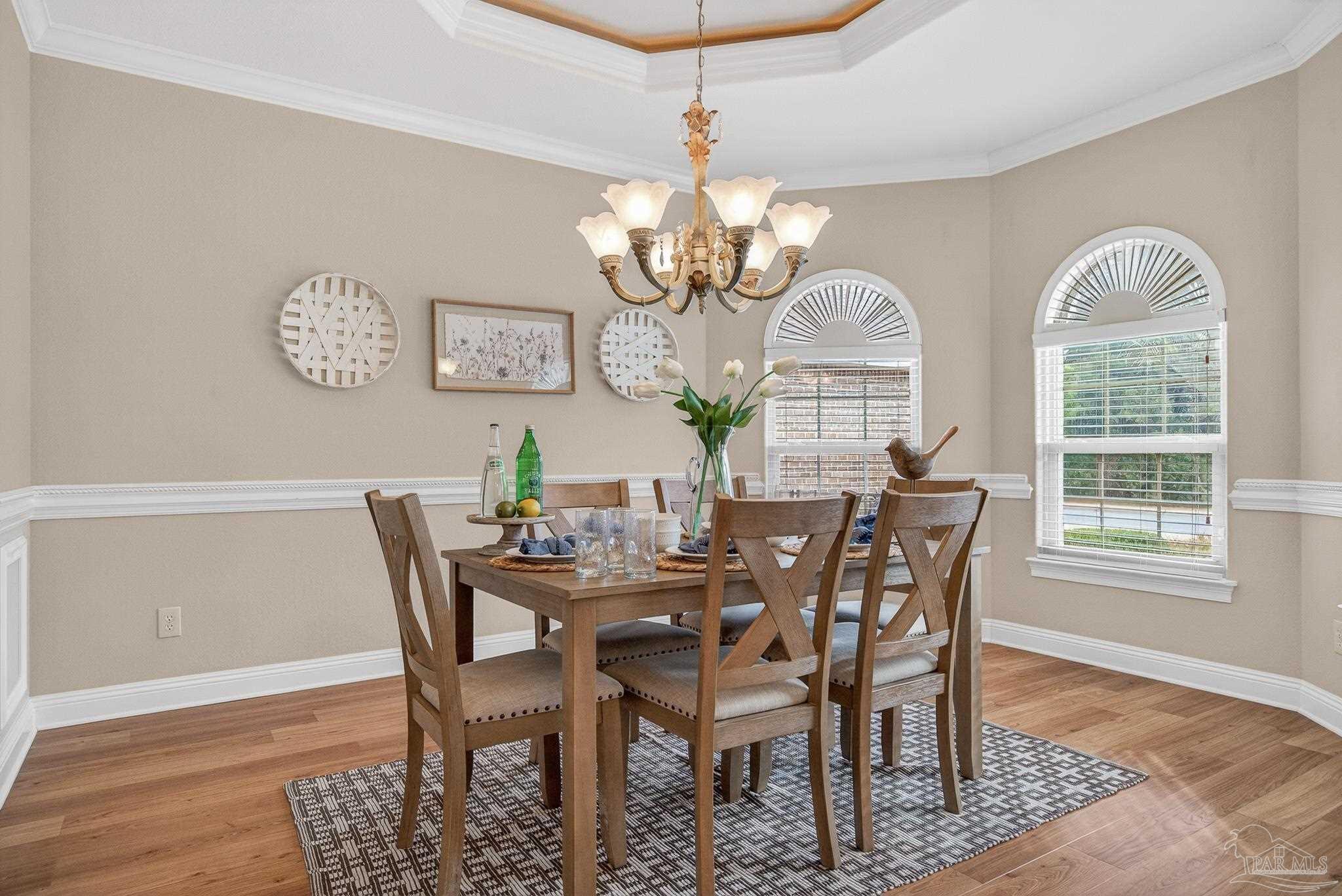 5826 Sword Fern Way