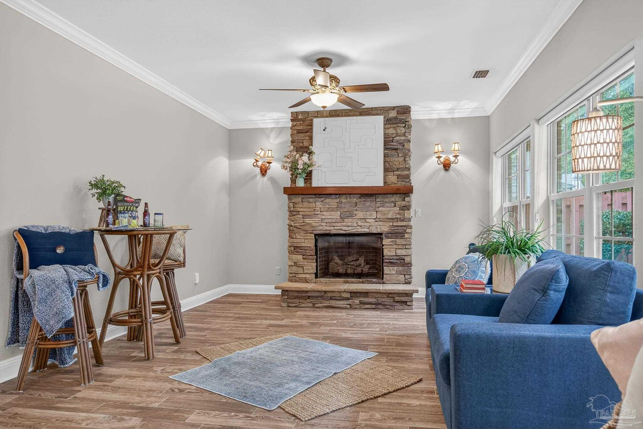 5826 Sword Fern Way