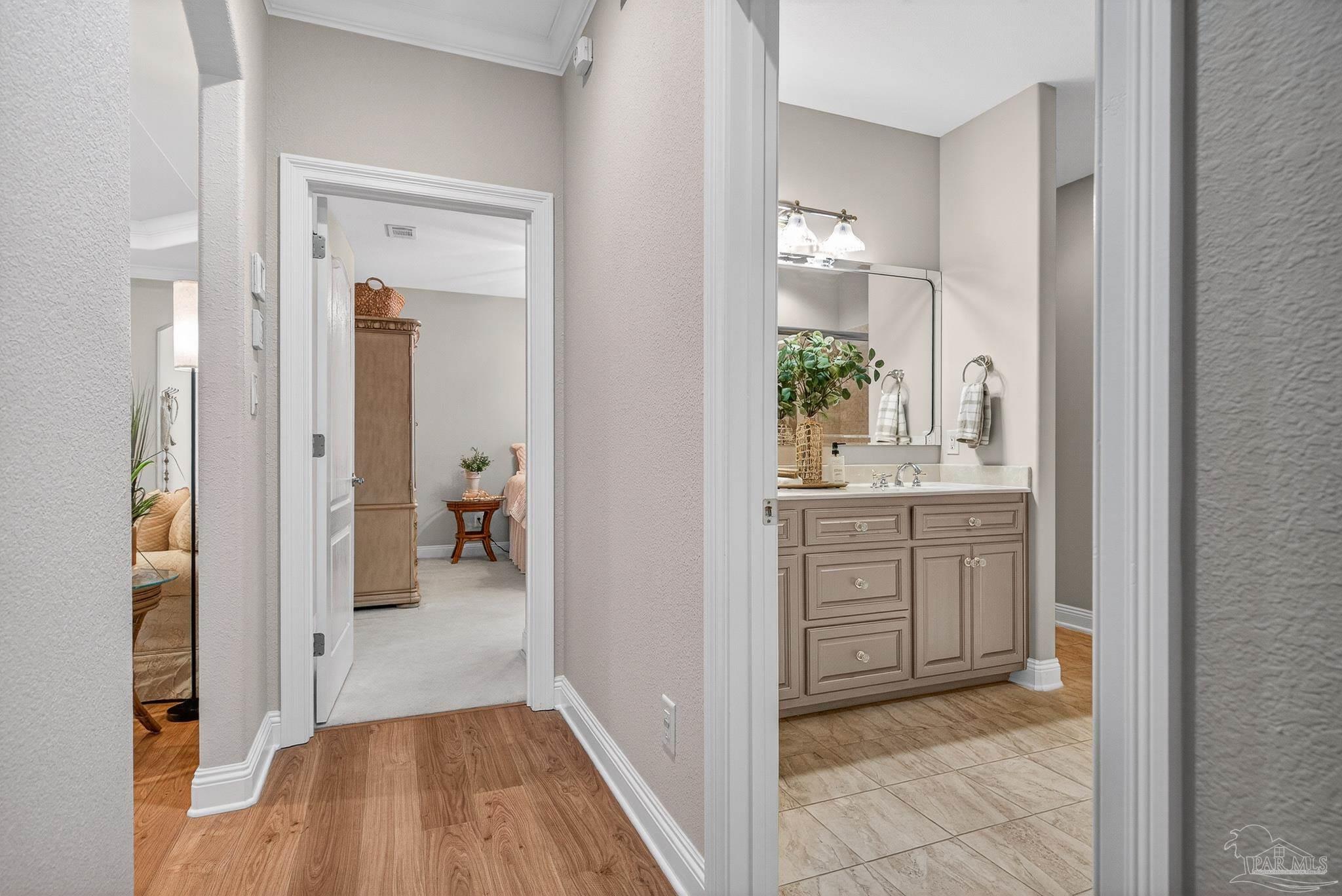 5826 Sword Fern Way
