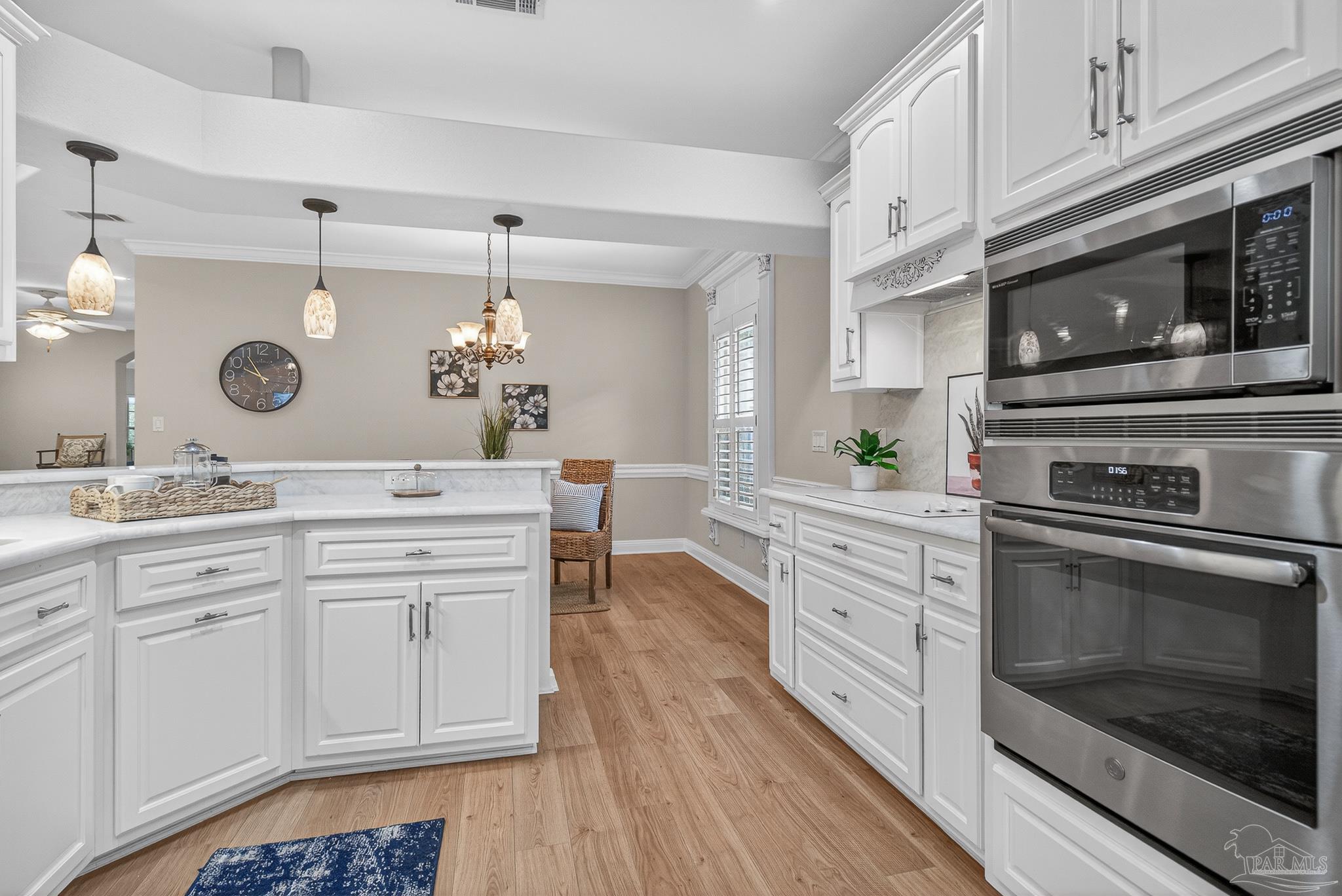 5826 Sword Fern Way