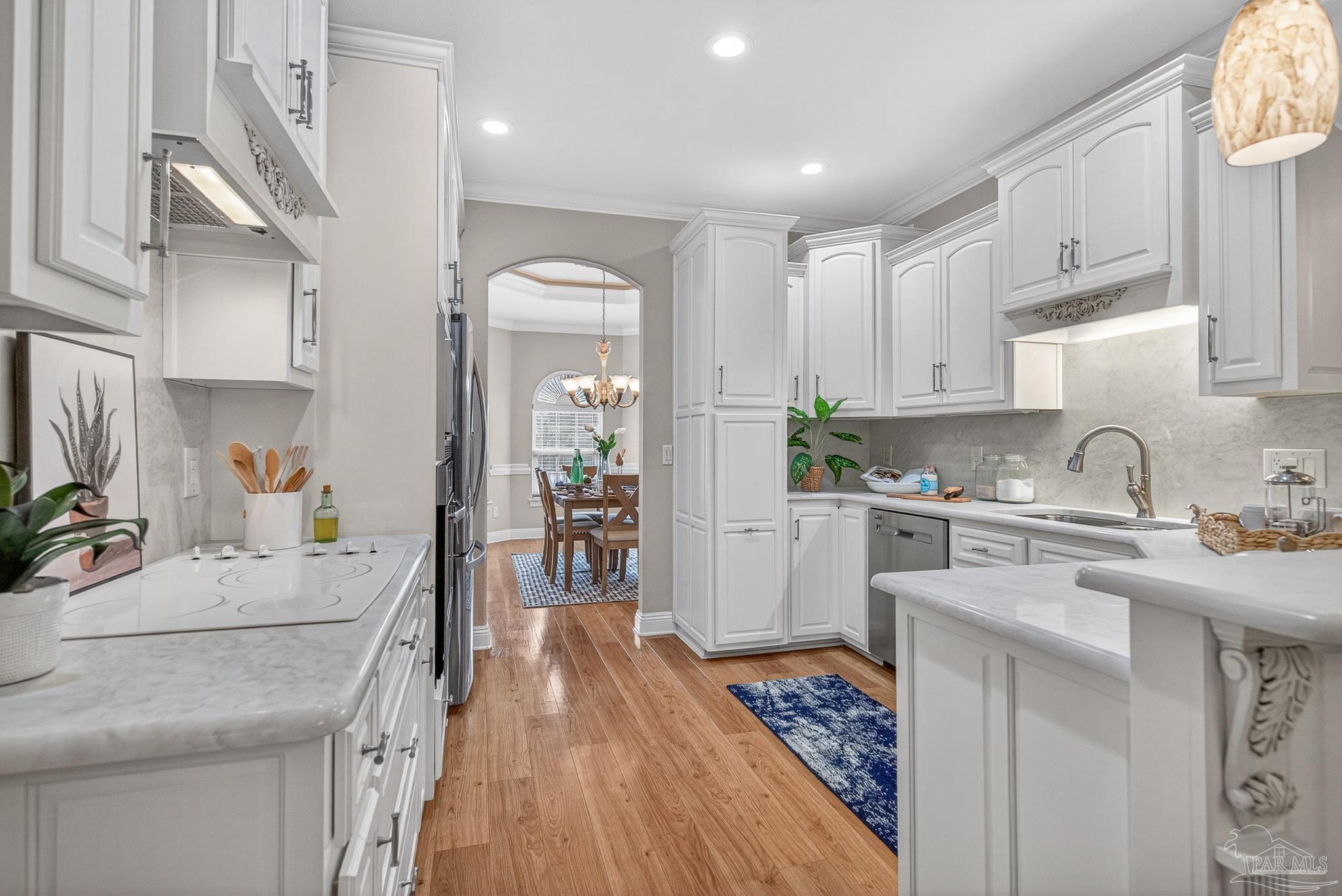 5826 Sword Fern Way