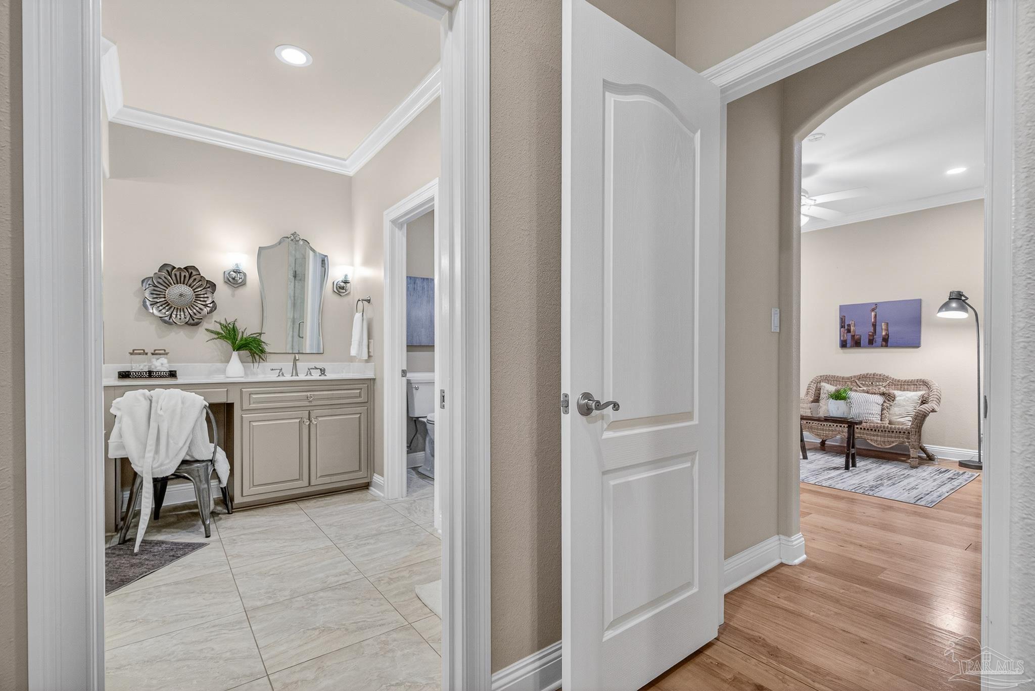 5826 Sword Fern Way