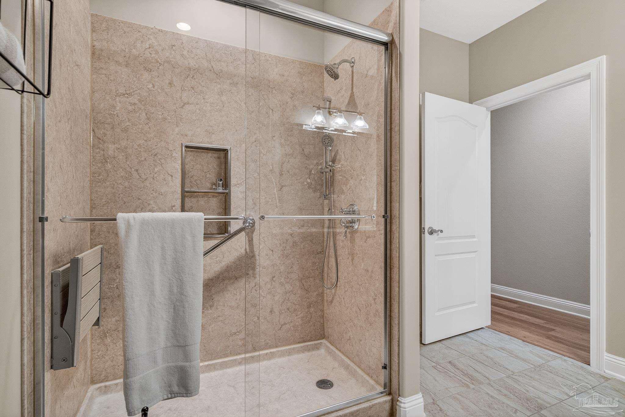 5826 Sword Fern Way