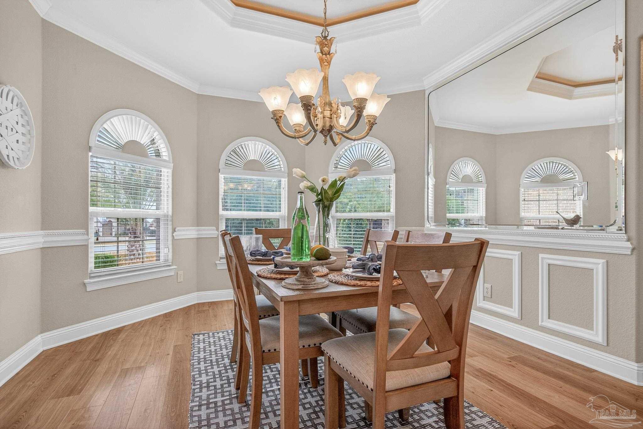 5826 Sword Fern Way