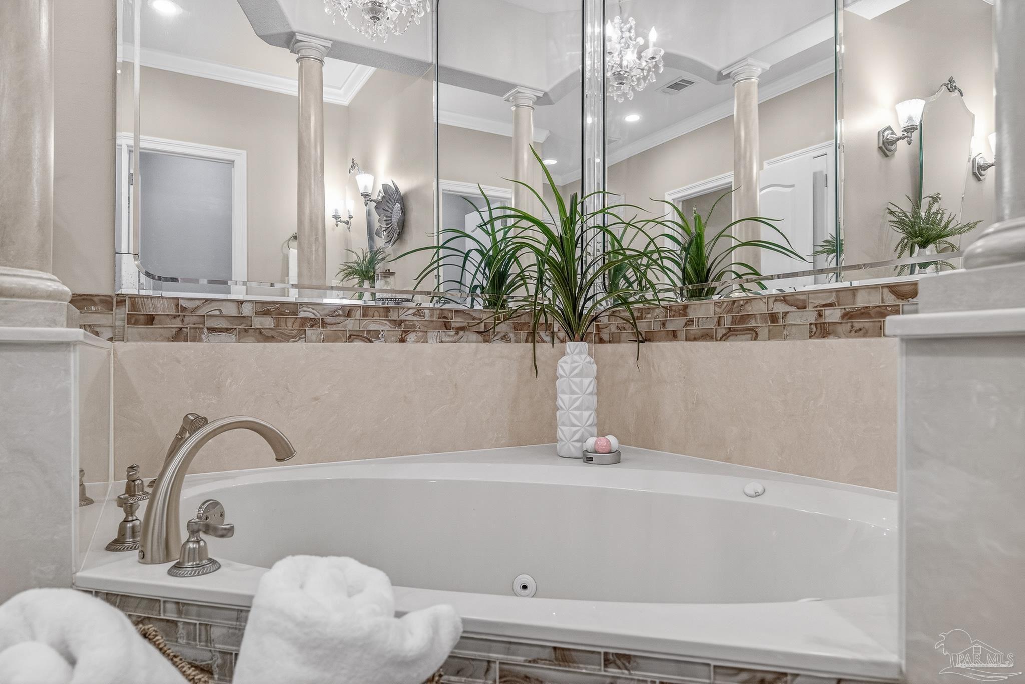 5826 Sword Fern Way