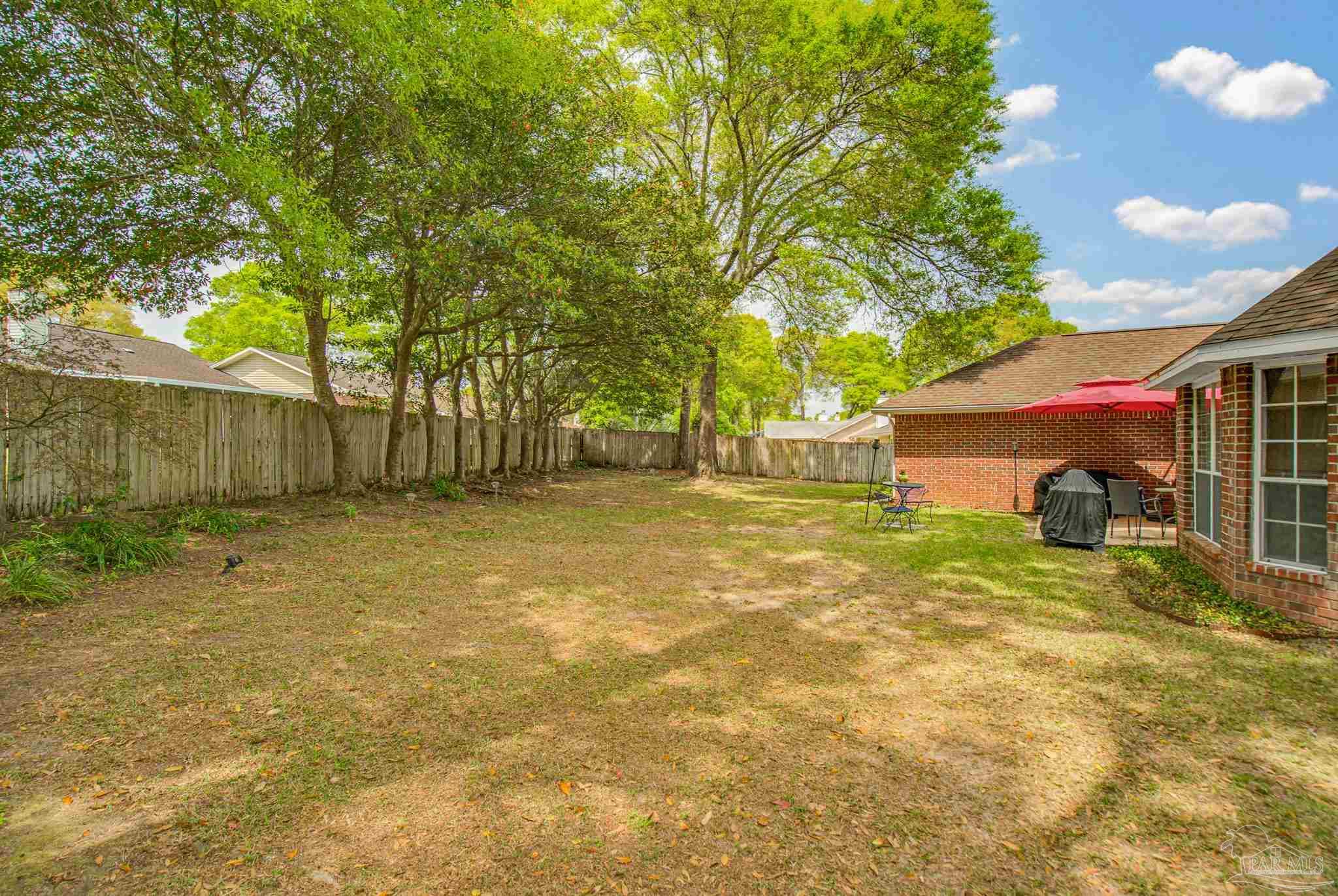 6005 Forest Green Rd