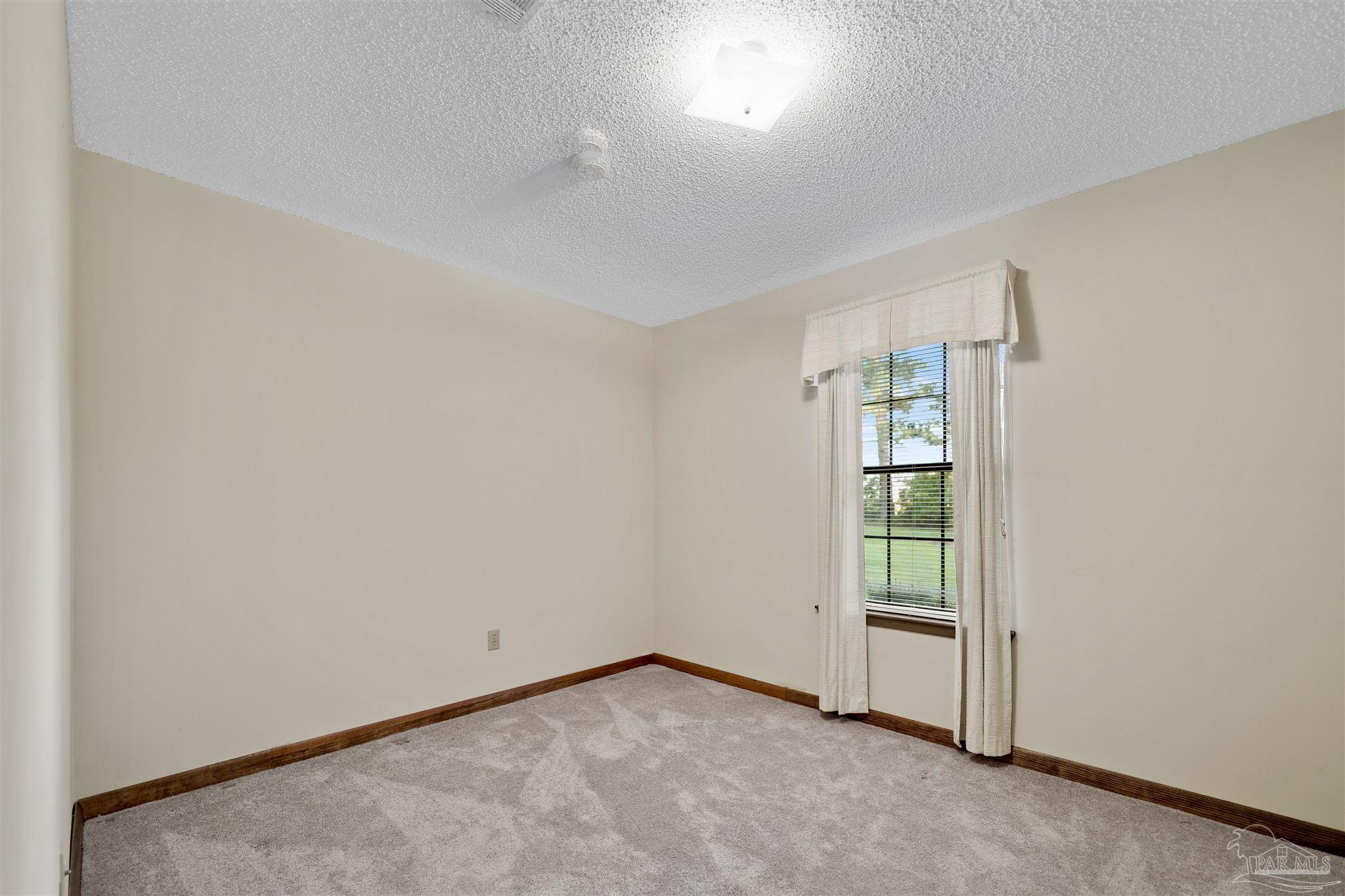 532 Ashley Rd