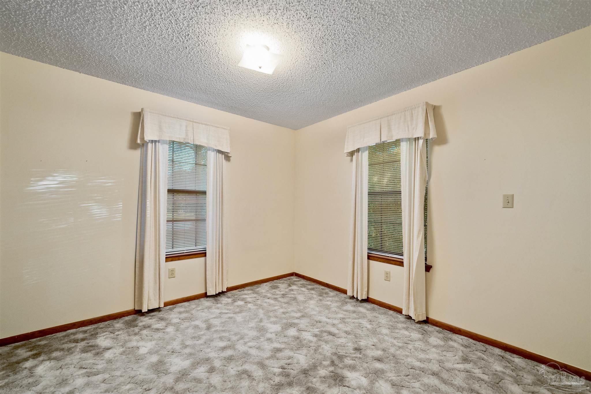 532 Ashley Rd