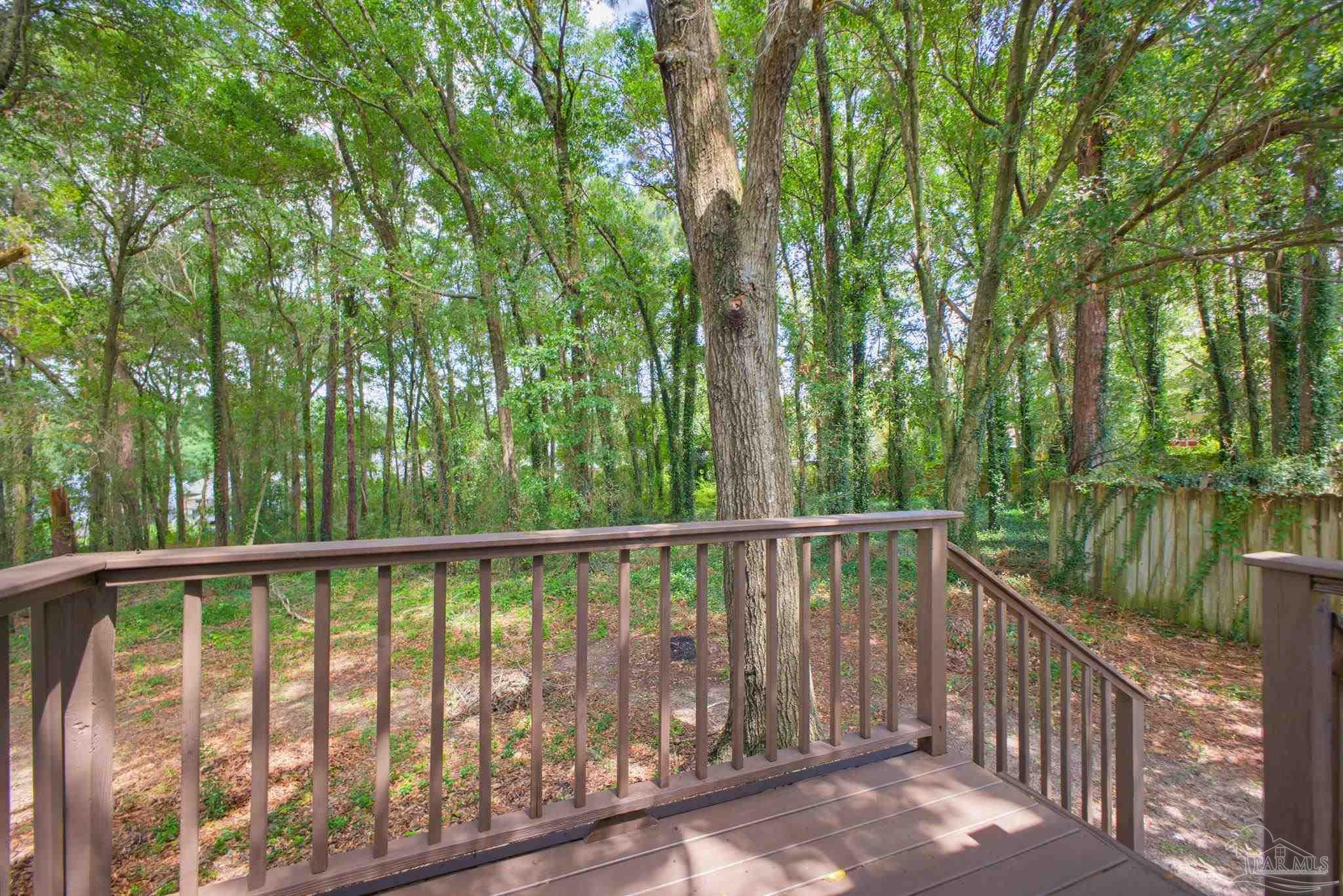 106 Wildflower Ln