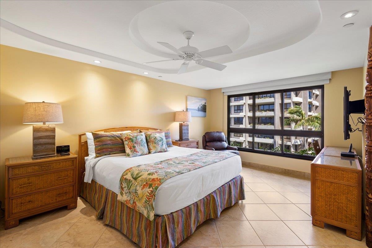 50 Nohea Kai Dr Unit: 4-605