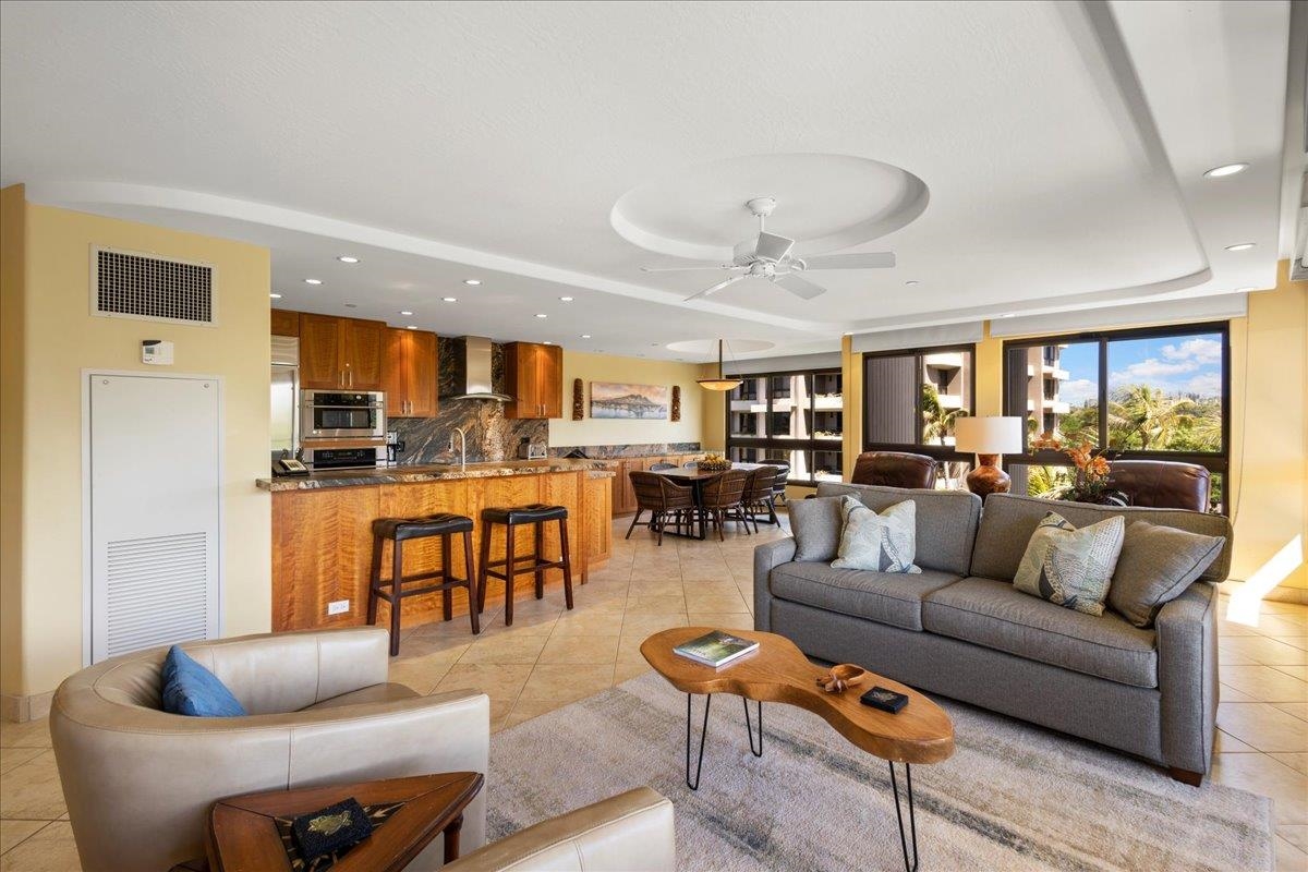 50 Nohea Kai Dr Unit: 4-605