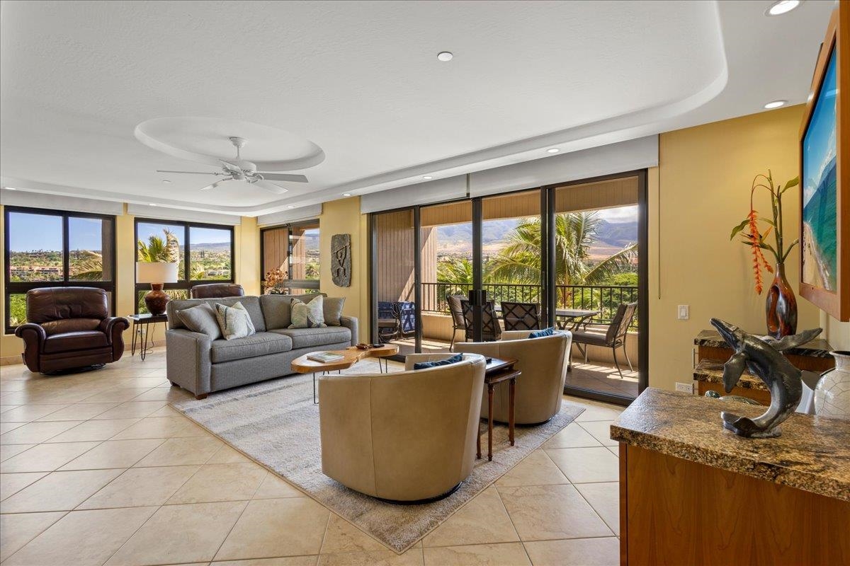 50 Nohea Kai Dr Unit: 4-605