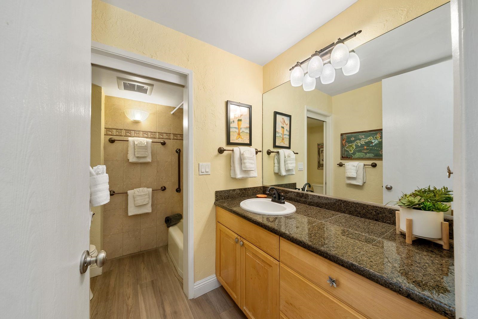 3543 Lower Honoapiilani Rd Unit: J401