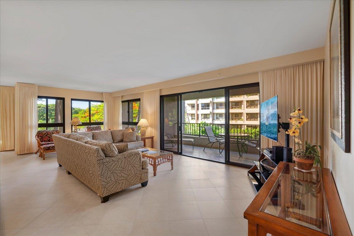 50 Nohea Kai Dr Unit: 2-305
