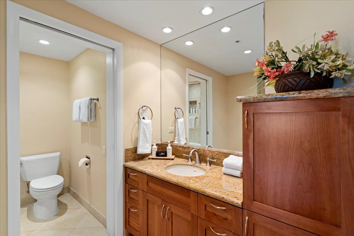 50 Nohea Kai Dr Unit: 2-305