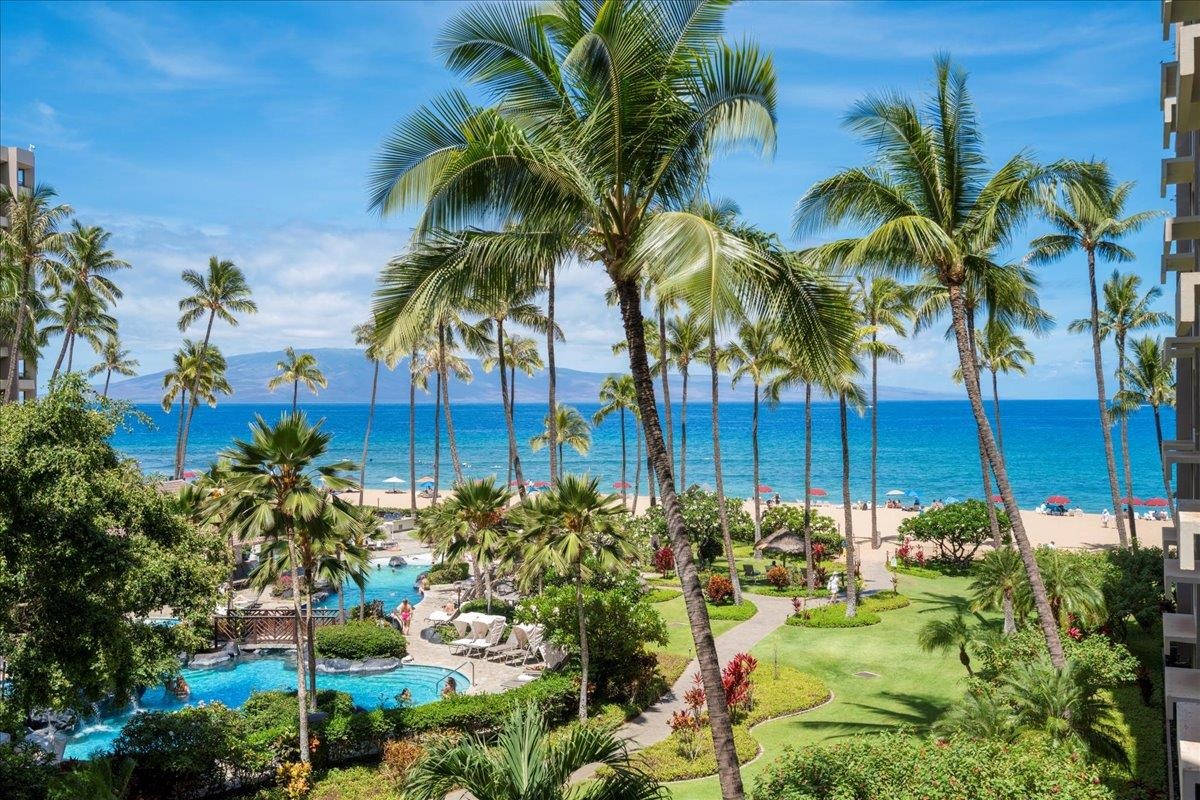 50 Nohea Kai Dr Unit: 2-401