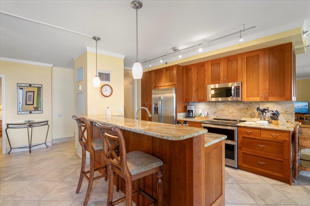 50 Nohea Kai Dr Unit: 2-401
