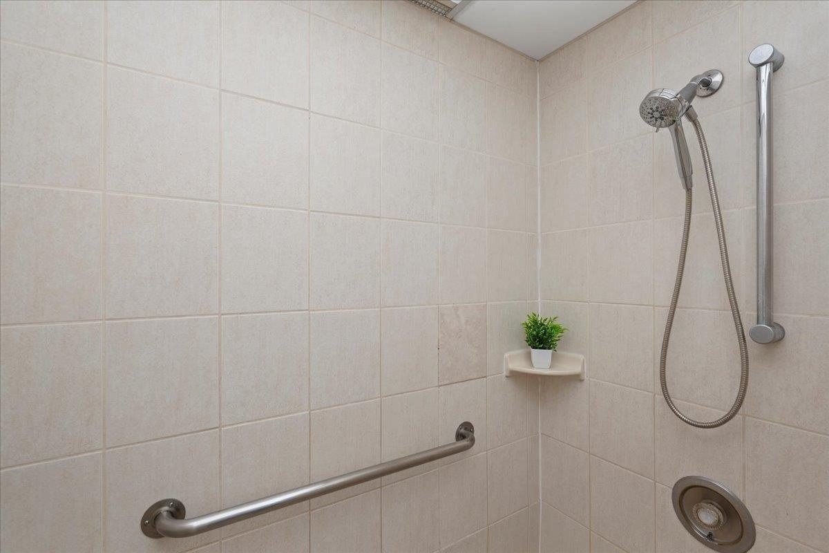 3445 Lower Honoapiilani Rd Unit: 701